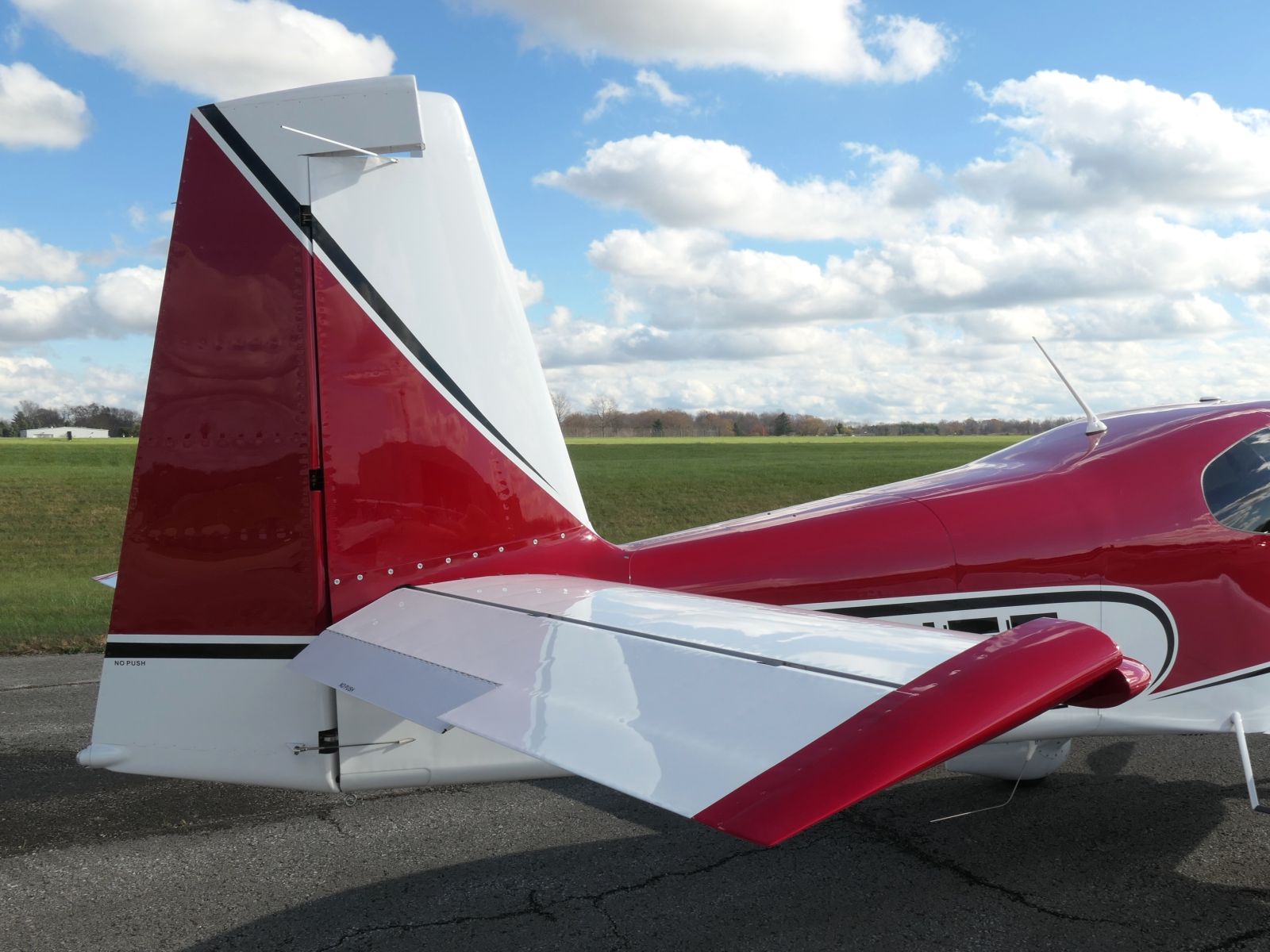 Vans RV-10 - N741TZ