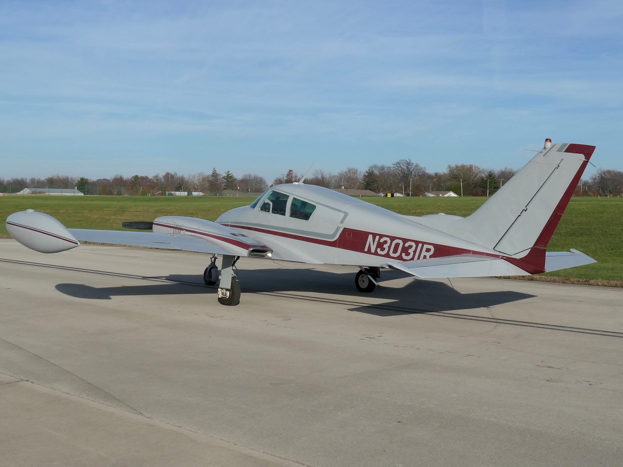 Cessna 310D N3031R