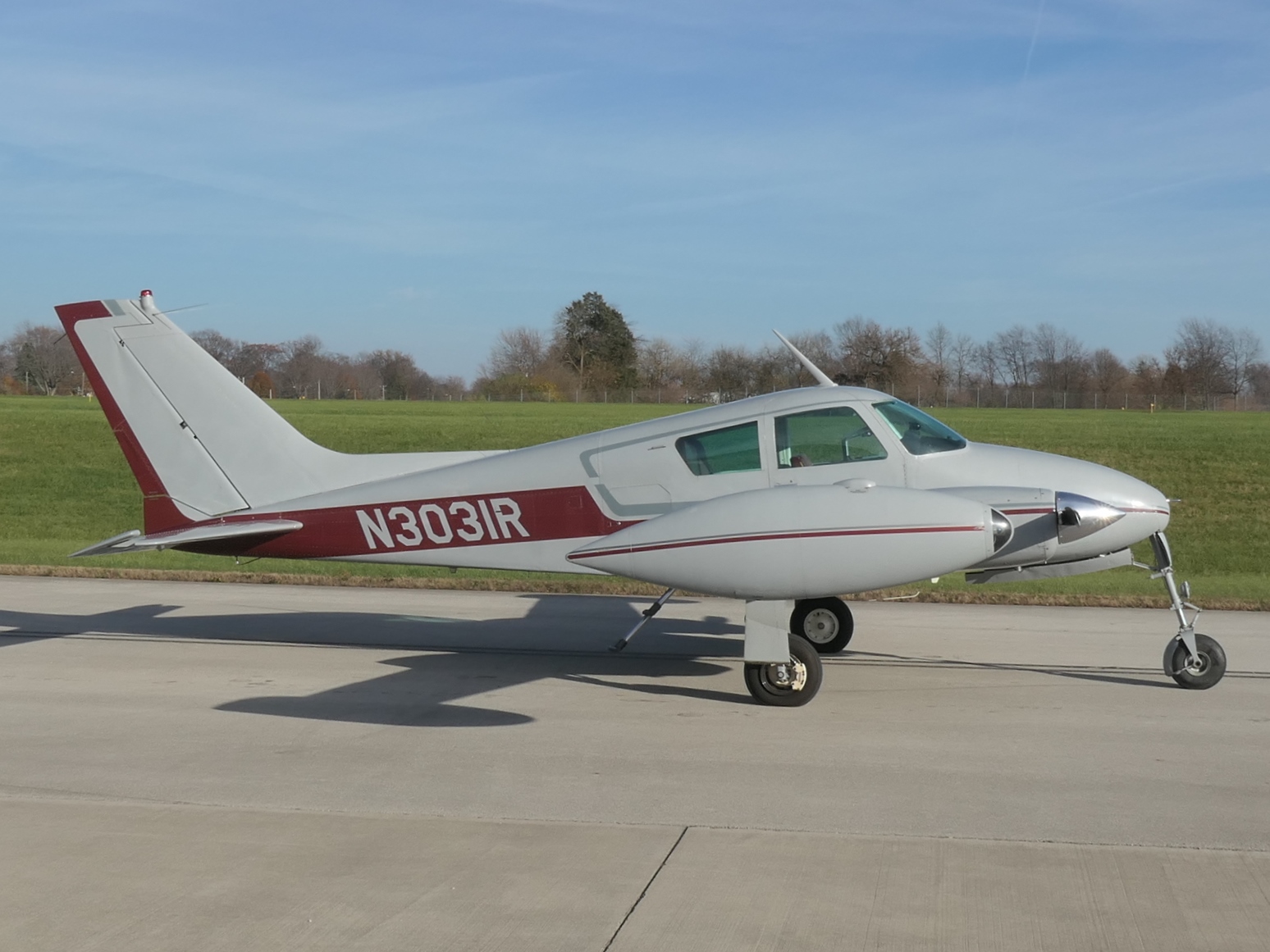 Cessna 310D N3031R