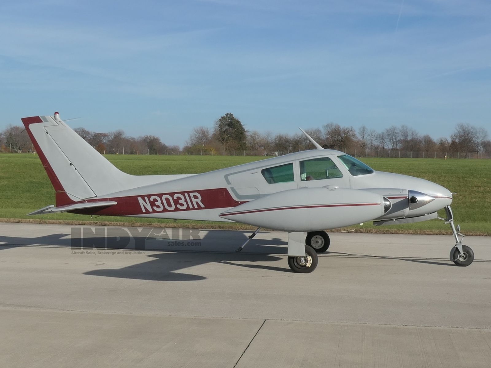 Cessna 310D-N3031R