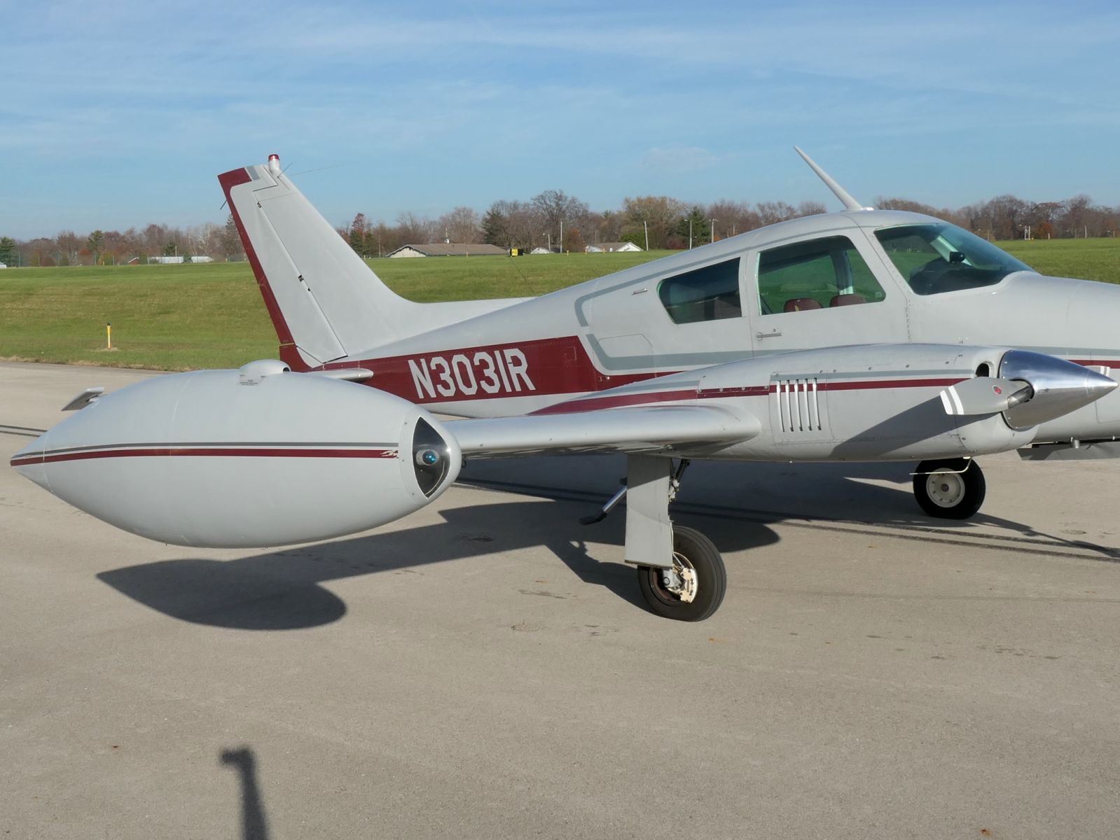 Cessna 310D-N3031R