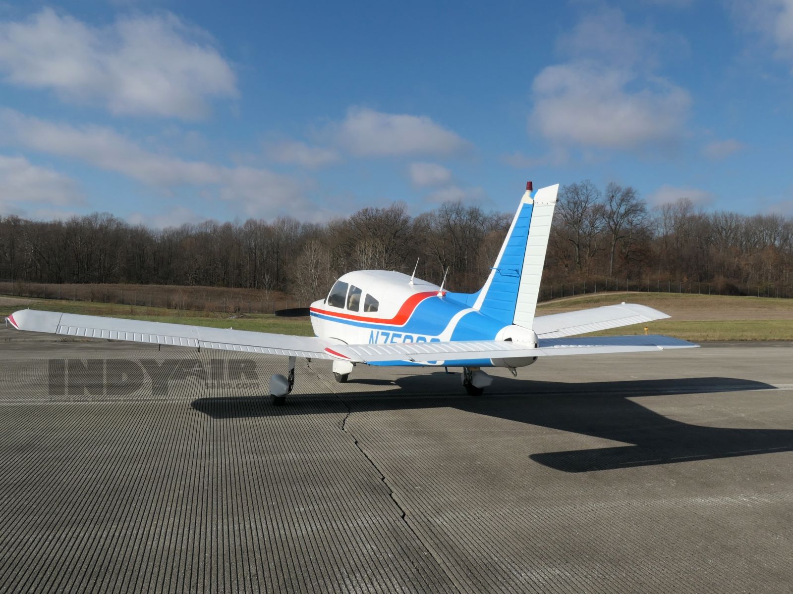 Piper Cherokee 235 - N75008