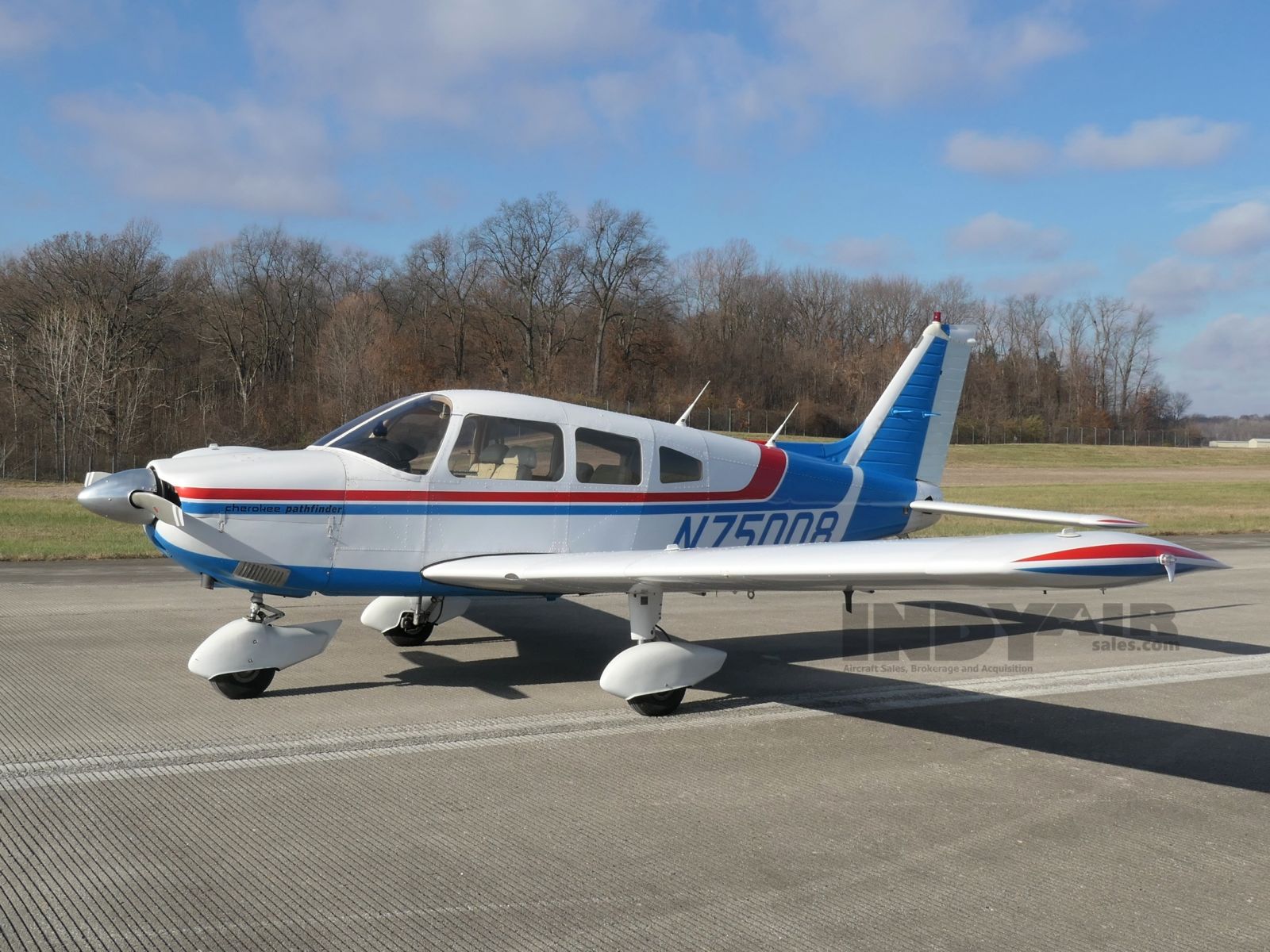 Piper Cherokee 235 - N75008