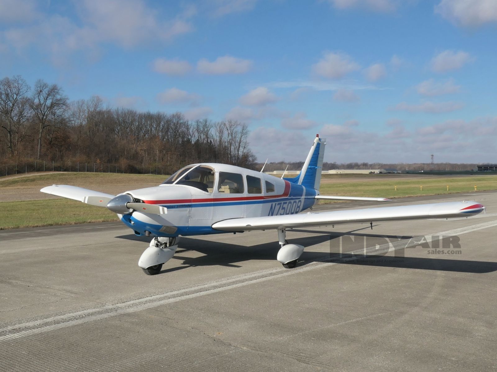 Piper Cherokee 235 - N75008