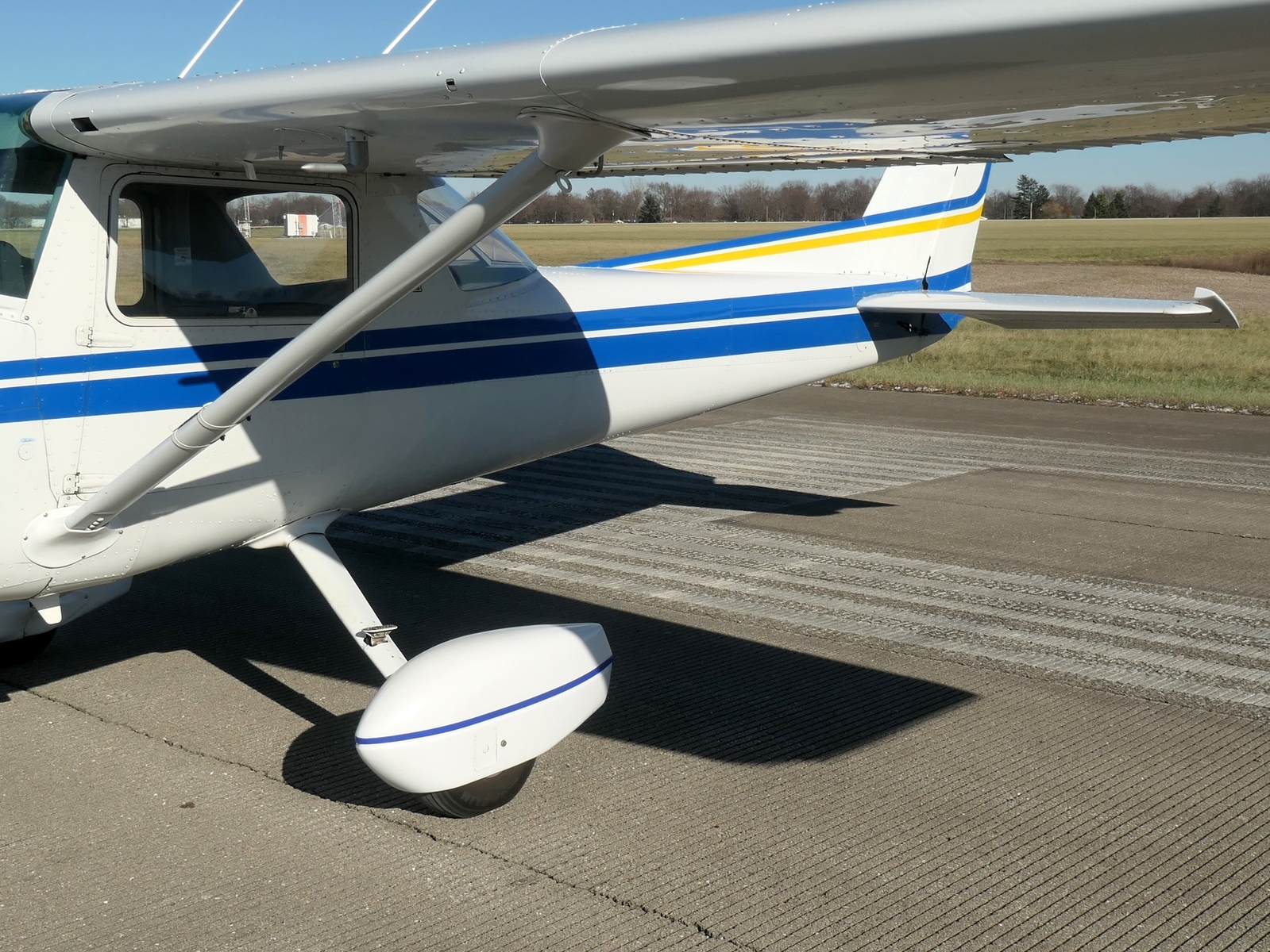 Cessna 152 - N6279P