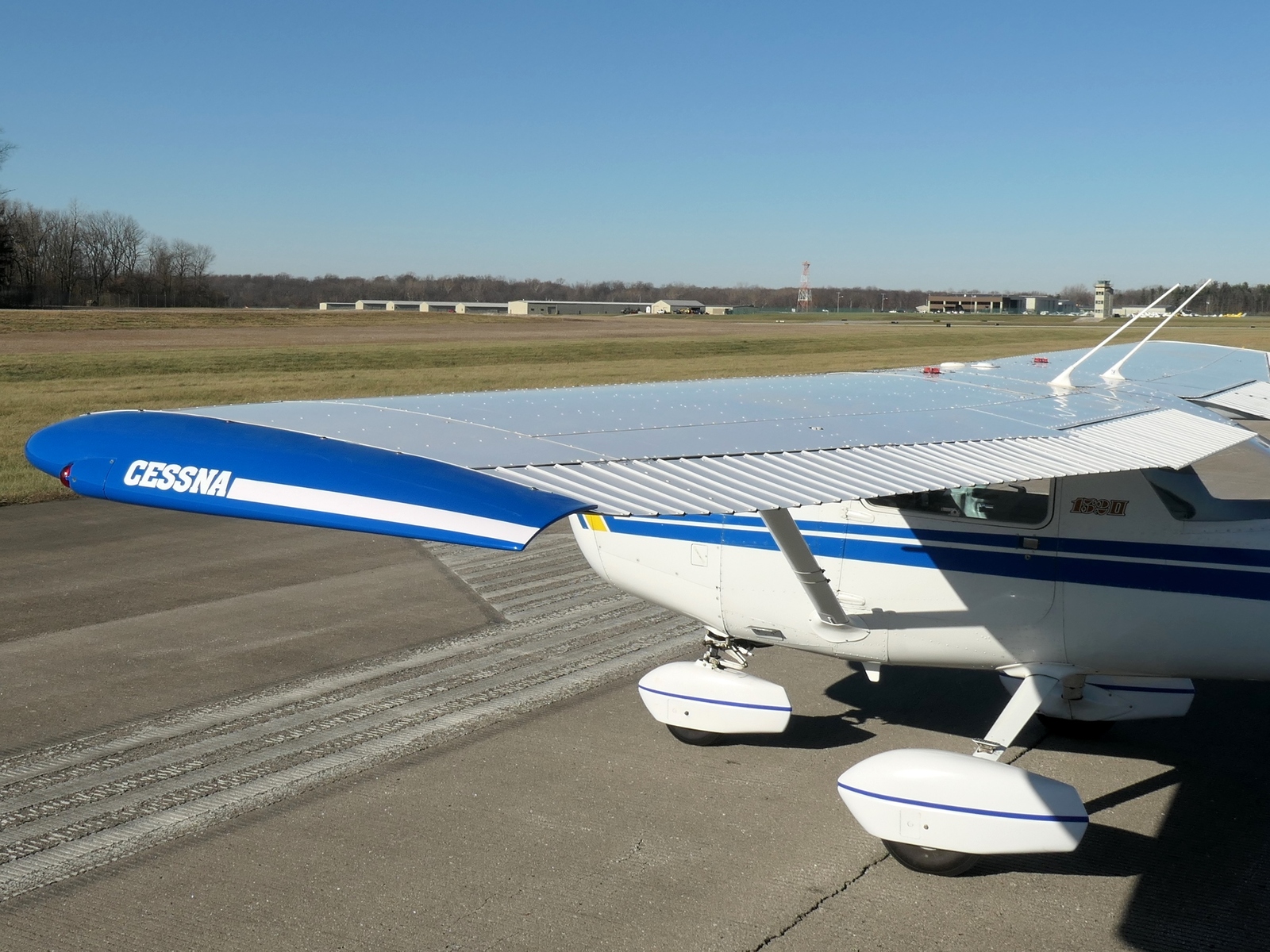 Cessna 152 - N6279P