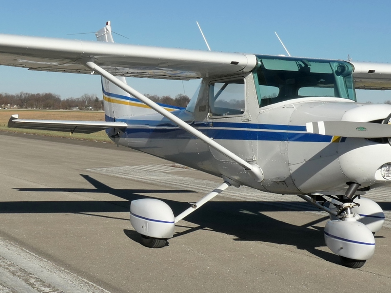 Cessna 152 - N6279P