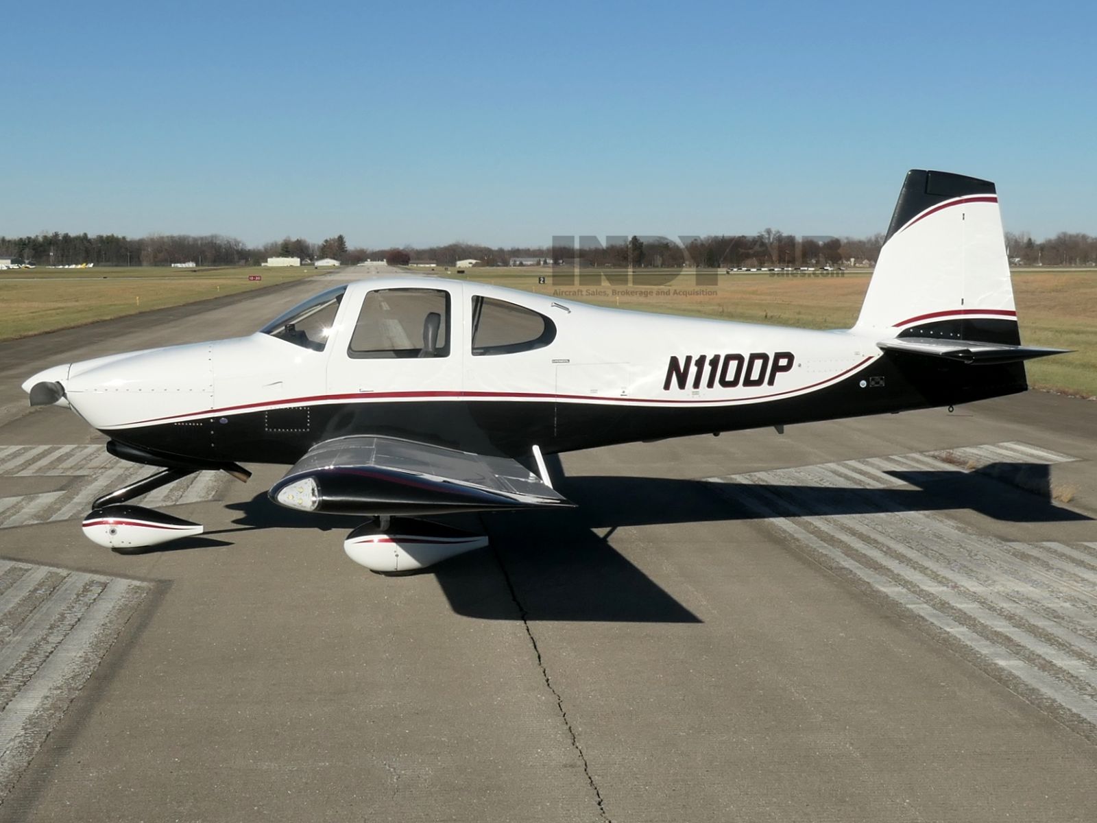 Vans RV-10 - N110DP