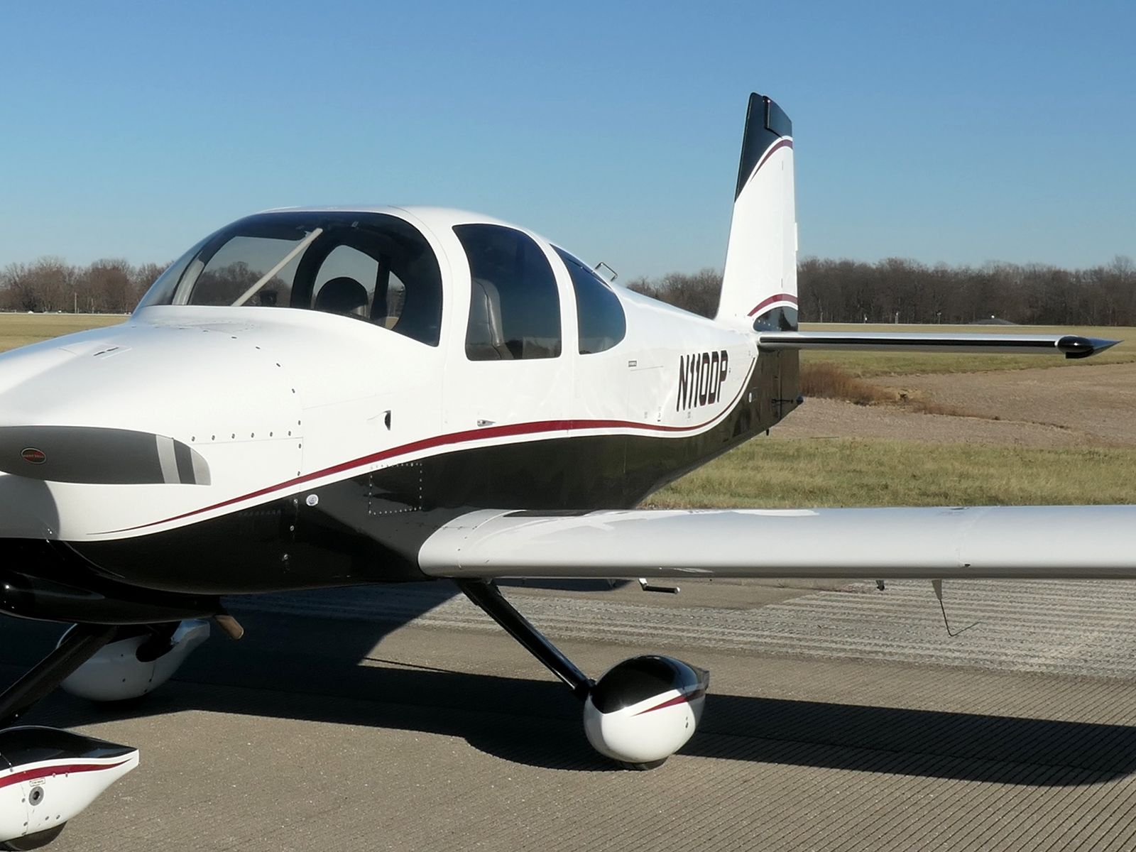 Vans RV-10 - N110DP