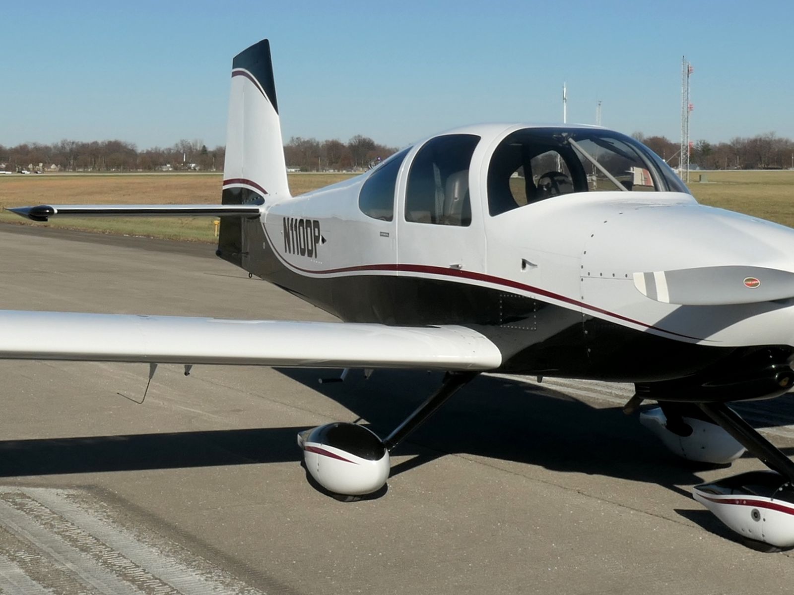 Vans RV-10 - N110DP