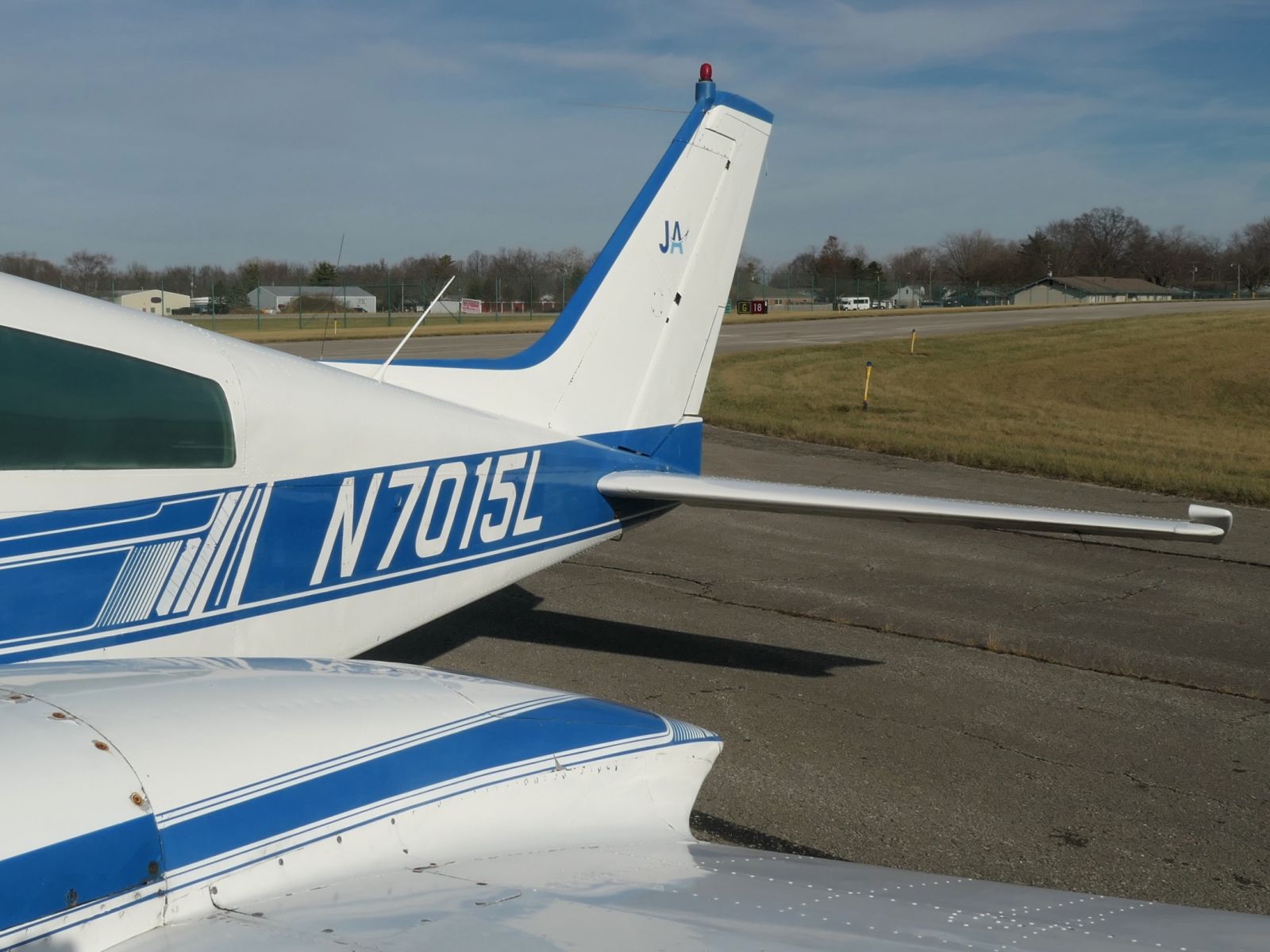 Cessna 310K - N7015L