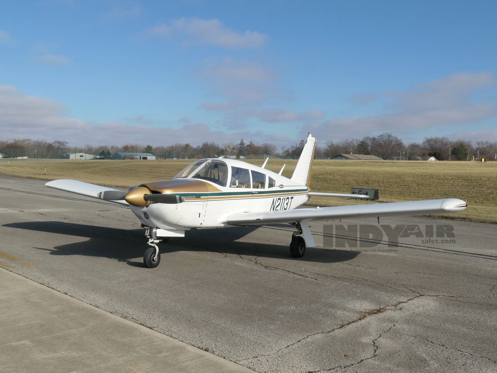 Piper Arrow - N2113T