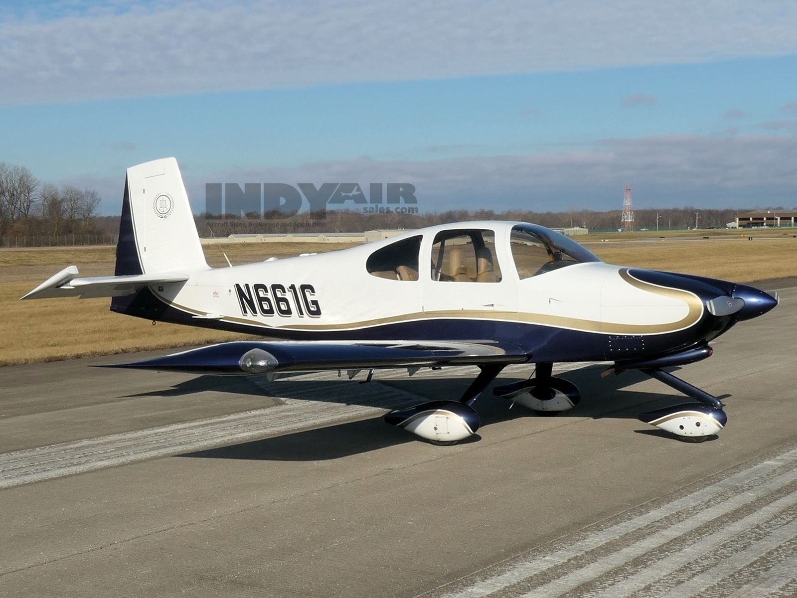 Vans RV-10 - N661G