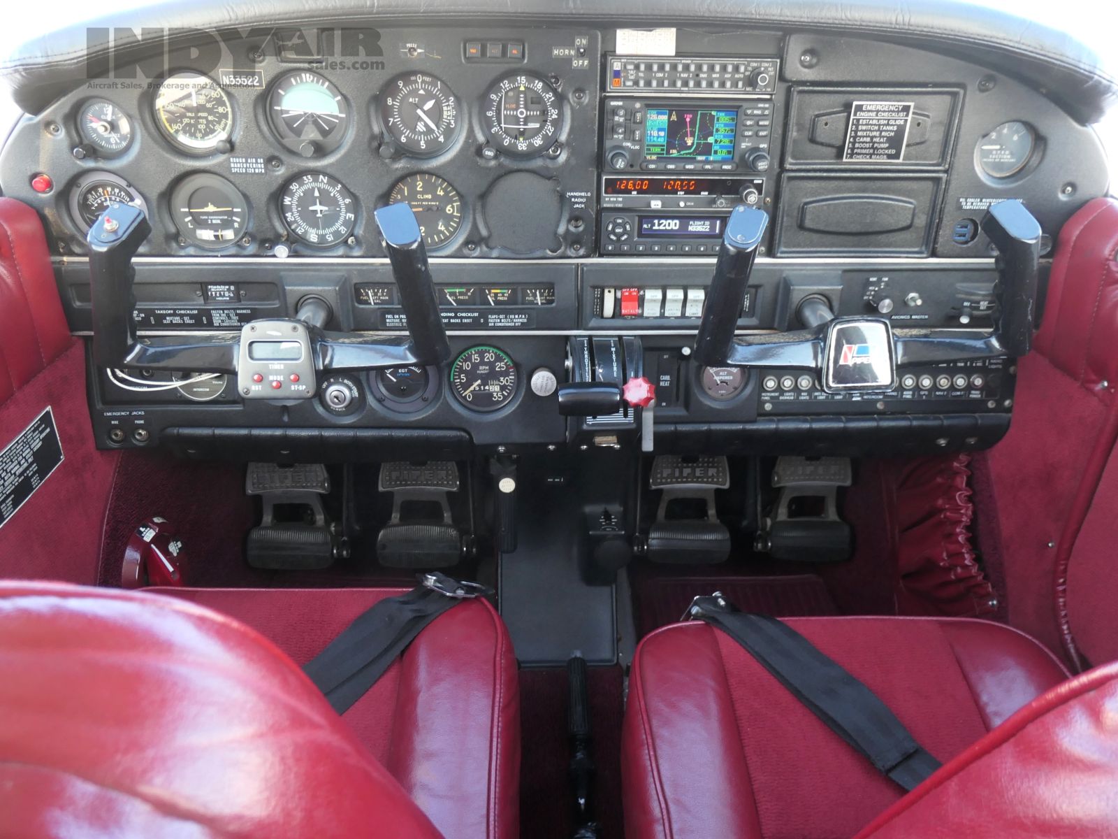 Piper Cherokee 140 - N33522