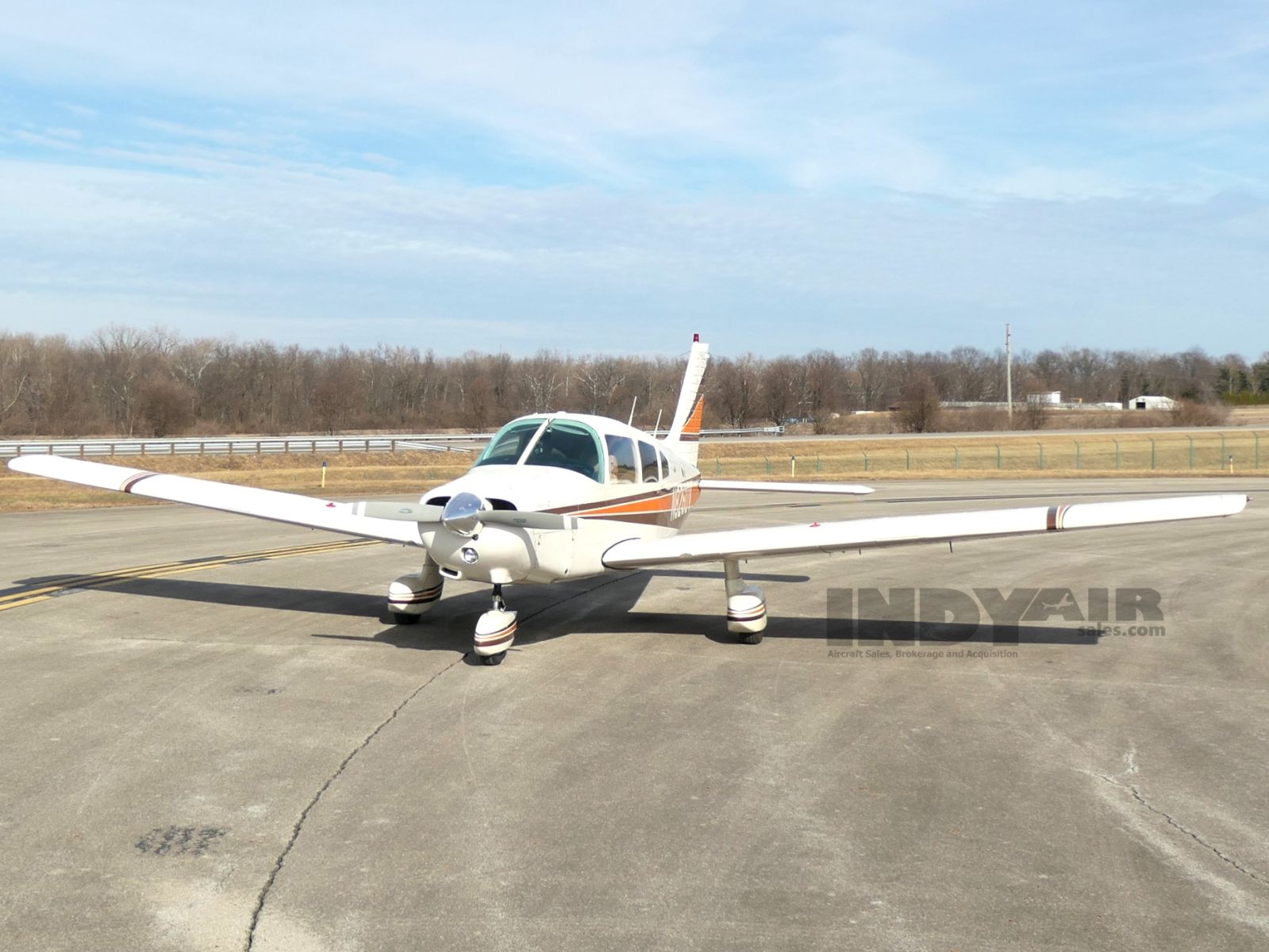 Piper Warrior 28-161 - N8260V