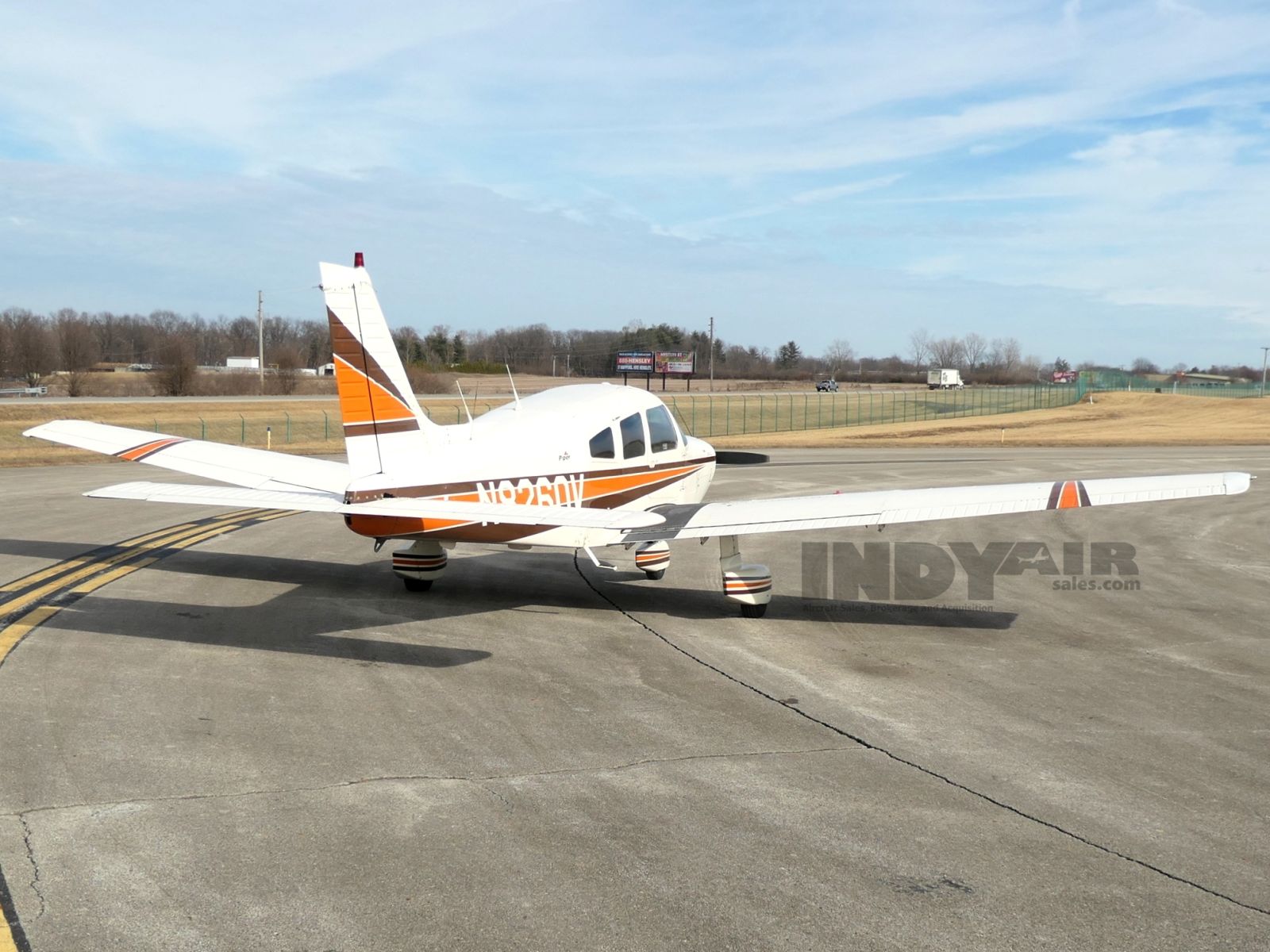 Piper Warrior 28-161 - N8260V