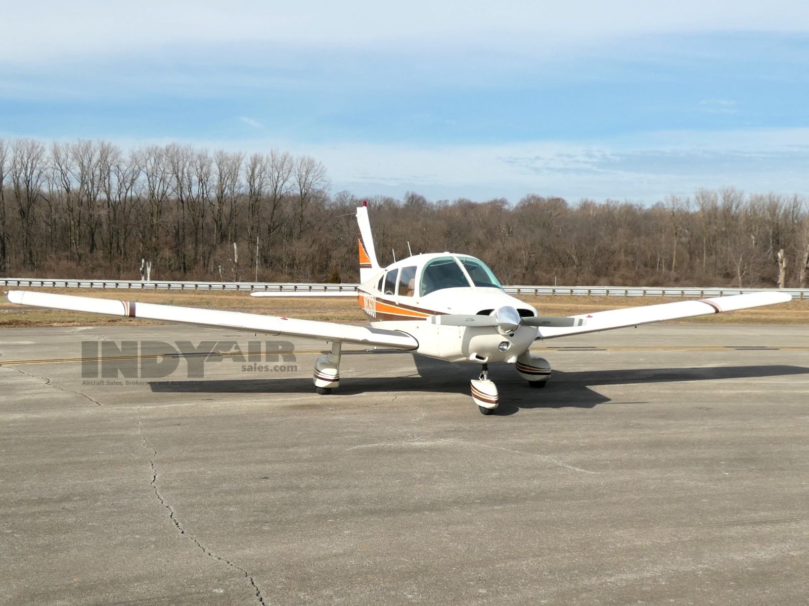 Piper Warrior 28-161 - N8260V