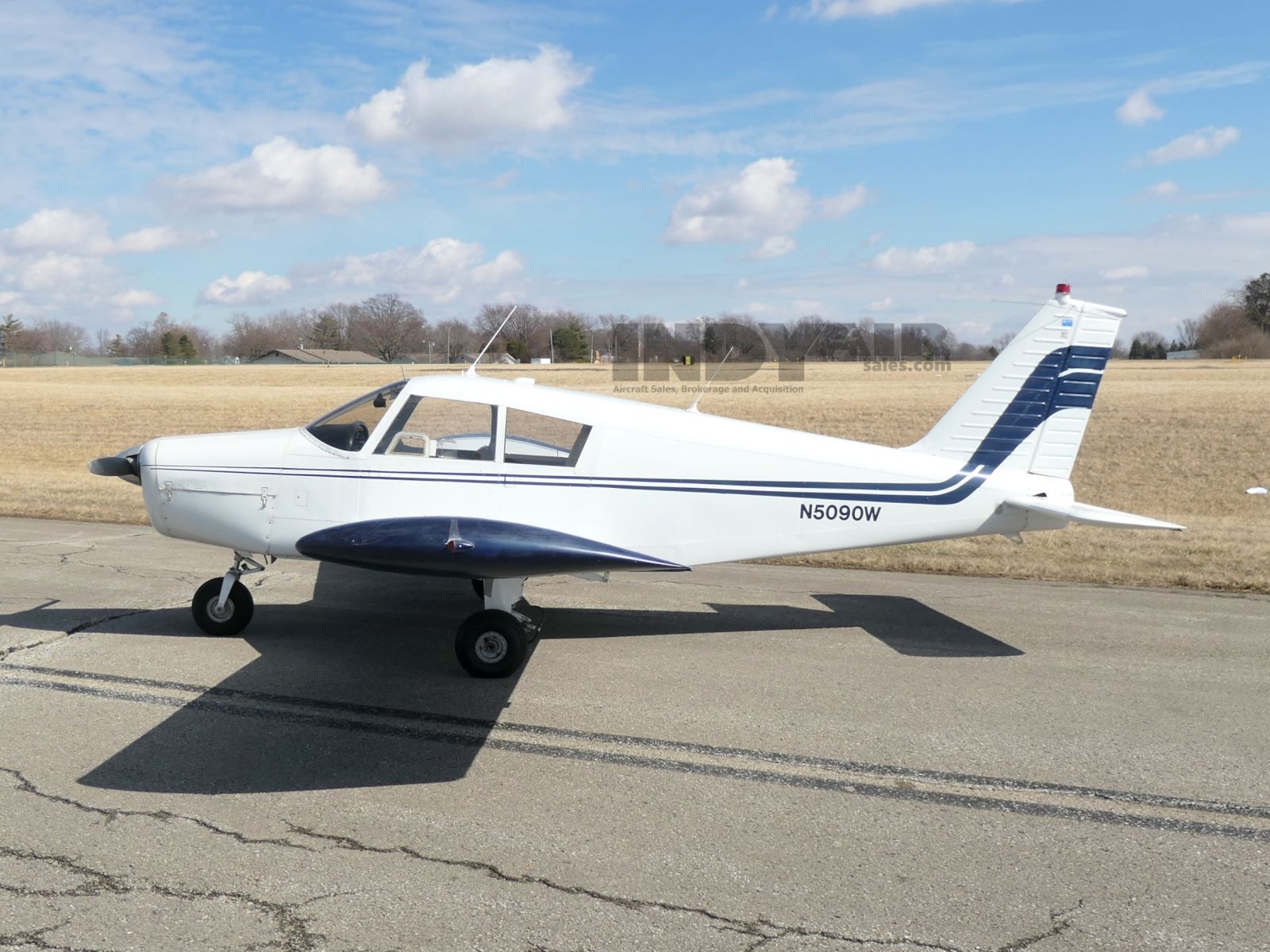 Piper Cherokee 28-160 - N5090W