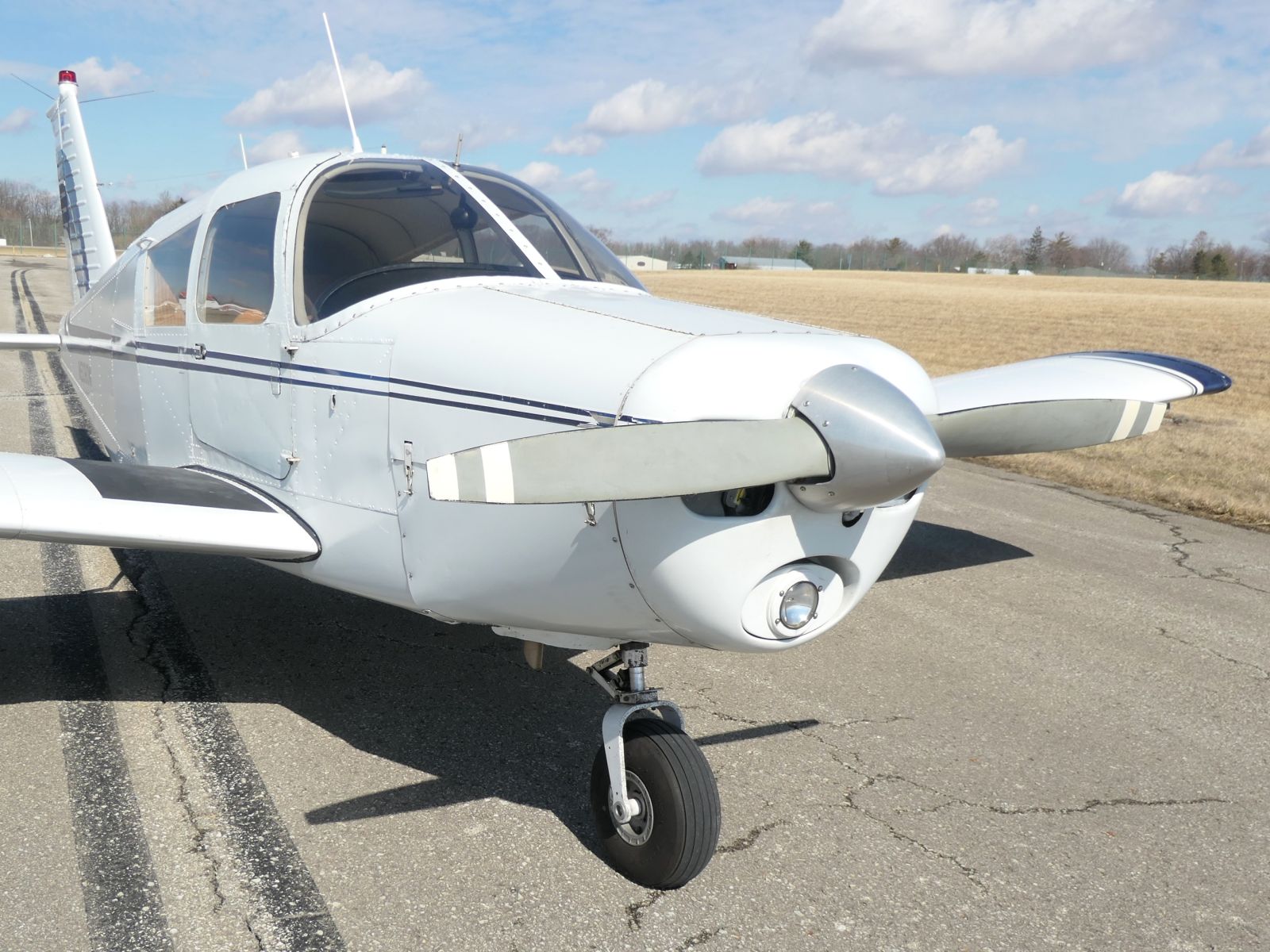 Piper Cherokee 28-160 - N5090W