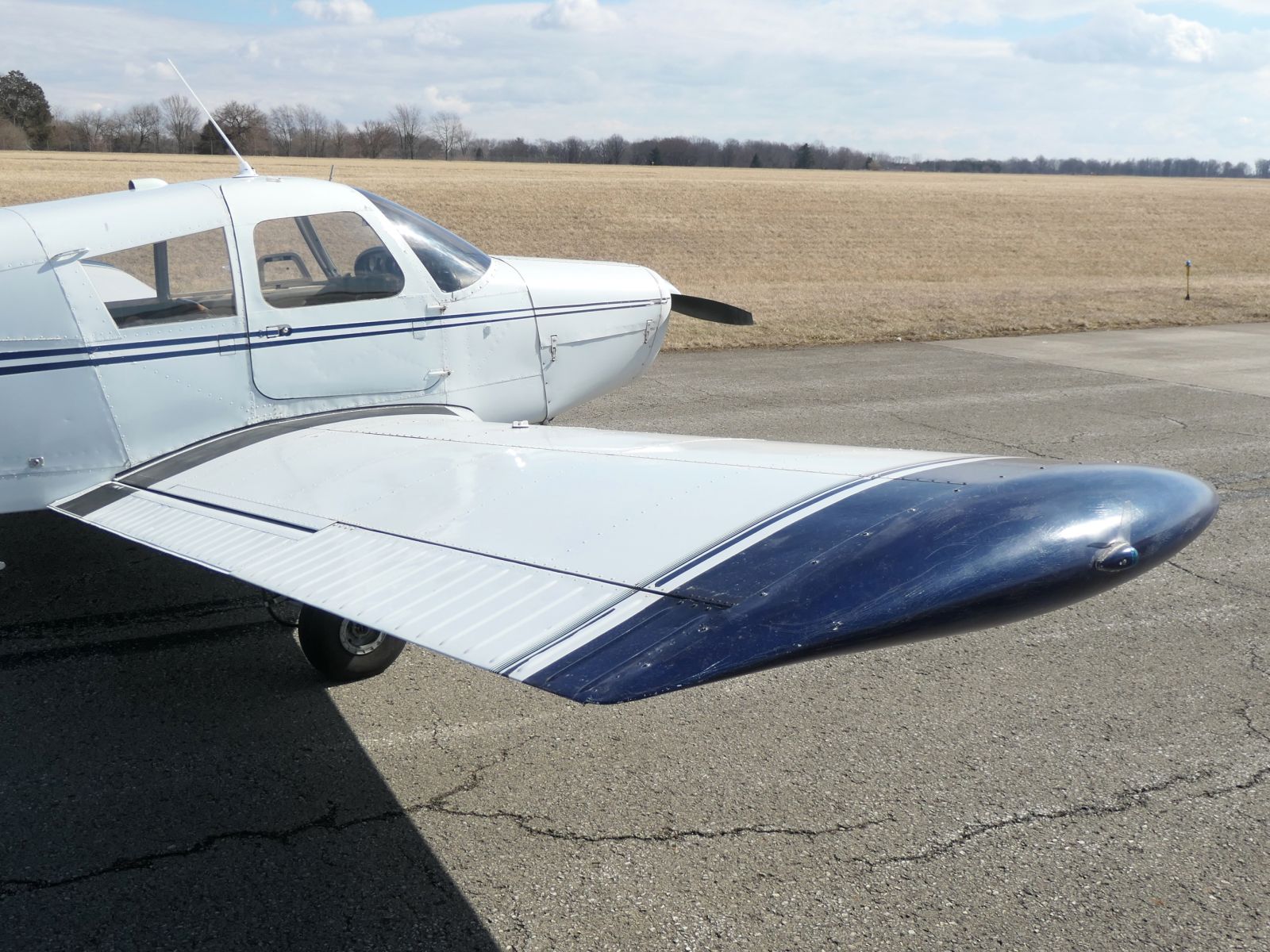 Piper Cherokee 28-160 - N5090W