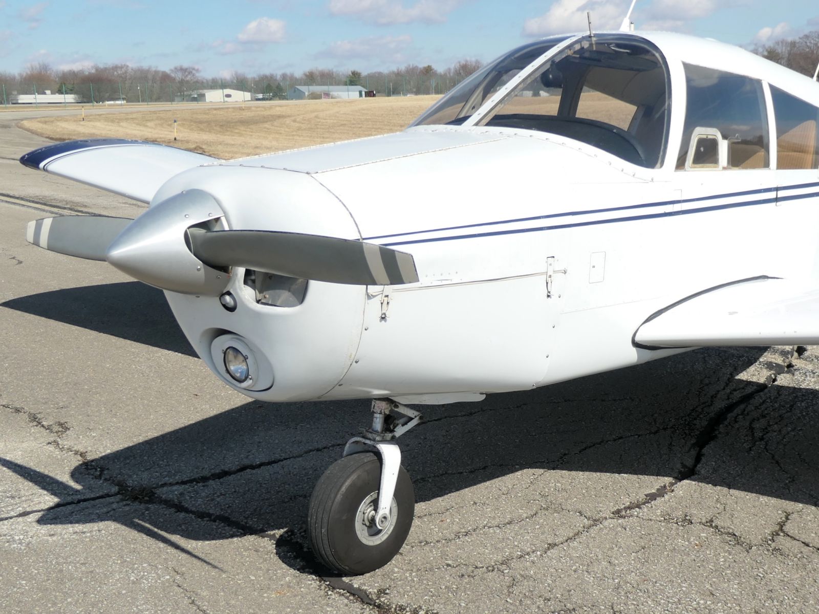 Piper Cherokee 28-160 - N5090W