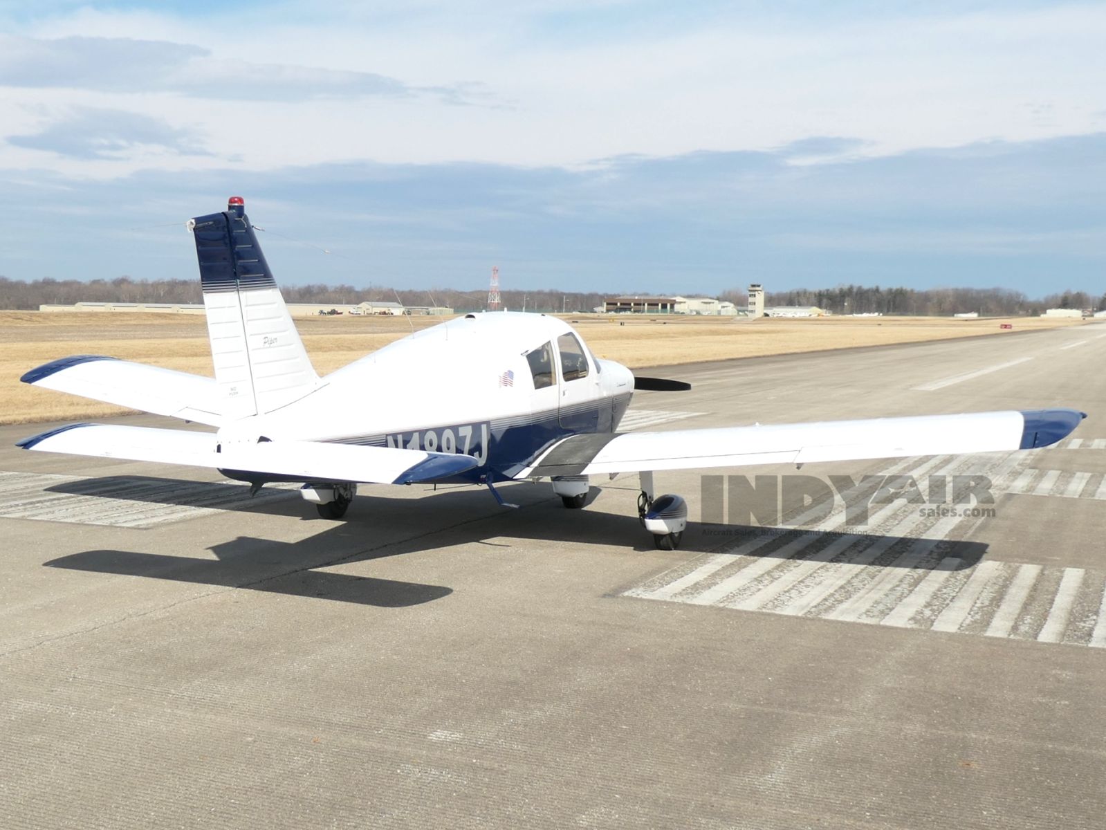 Piper Cherokee 140 - N1897J