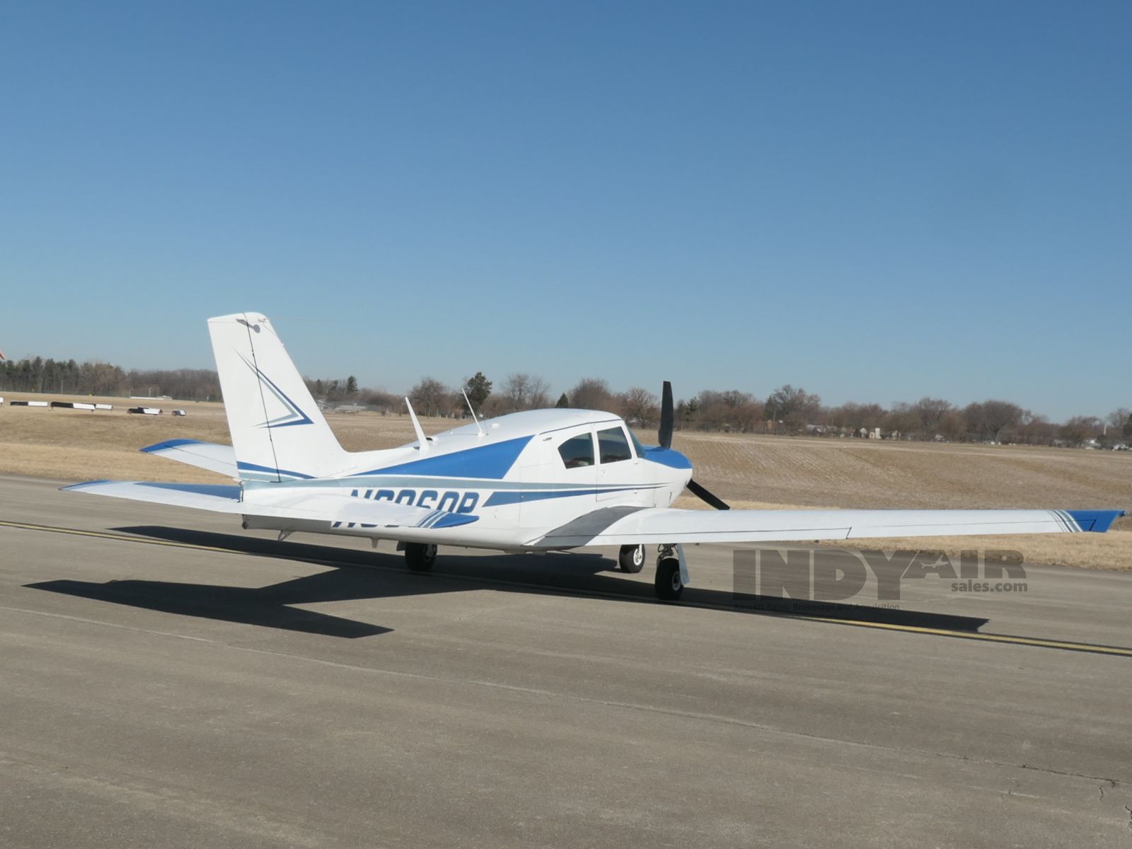 Piper Comanche - N6860P