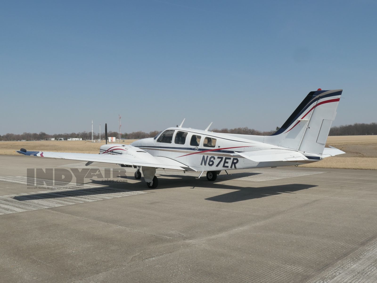 Beechcraft 58P - N67ER