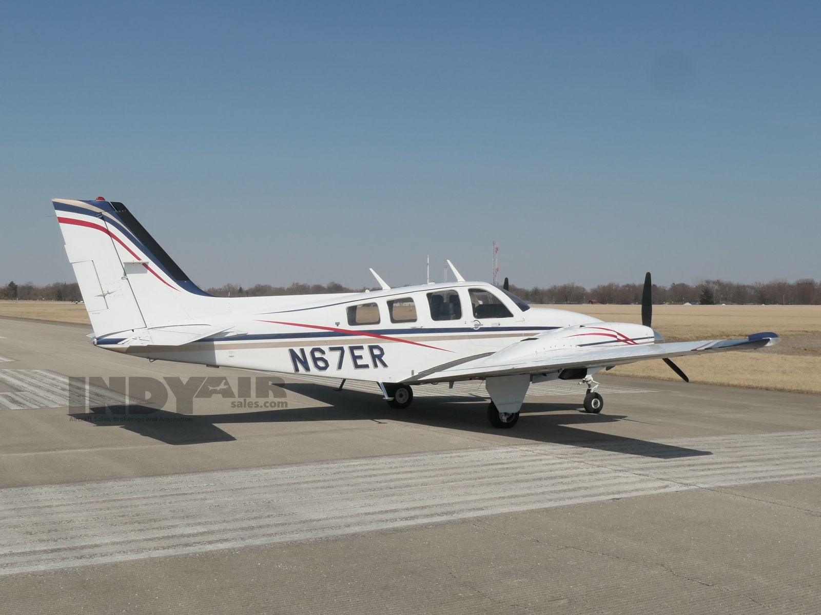 Beechcraft 58P - N67ER