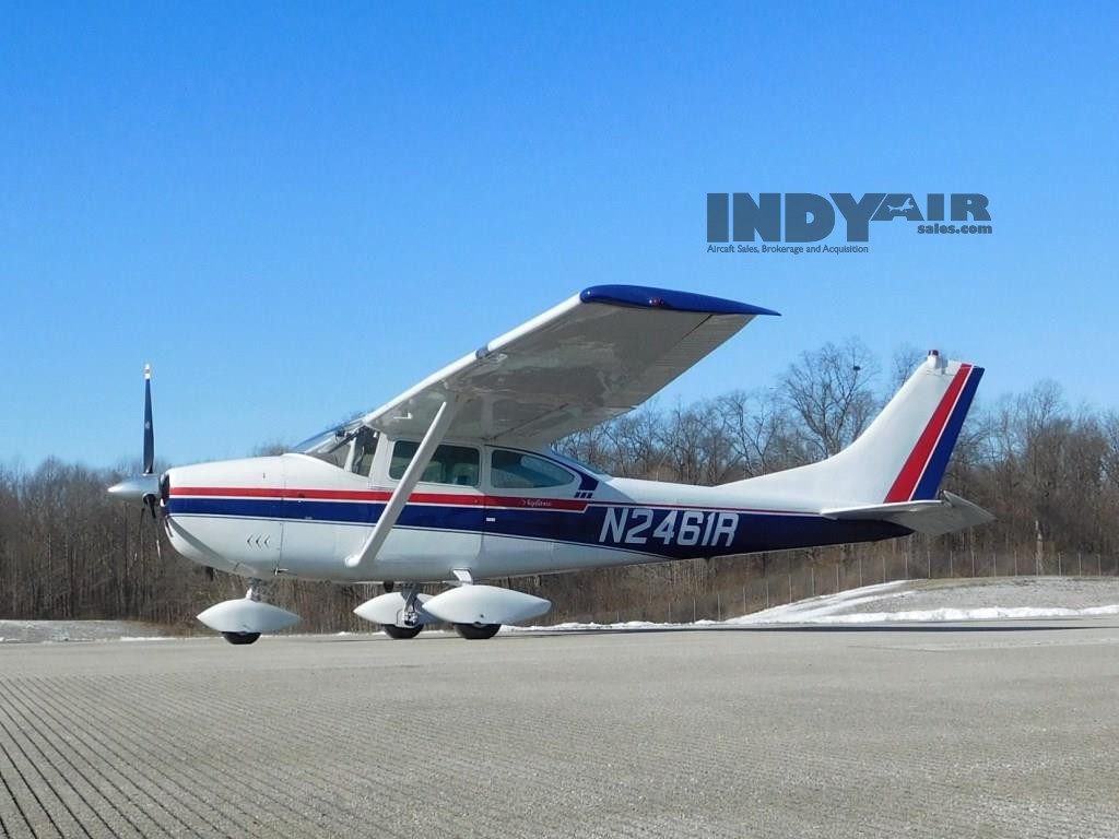 1964 Cessna 182 - N2461R