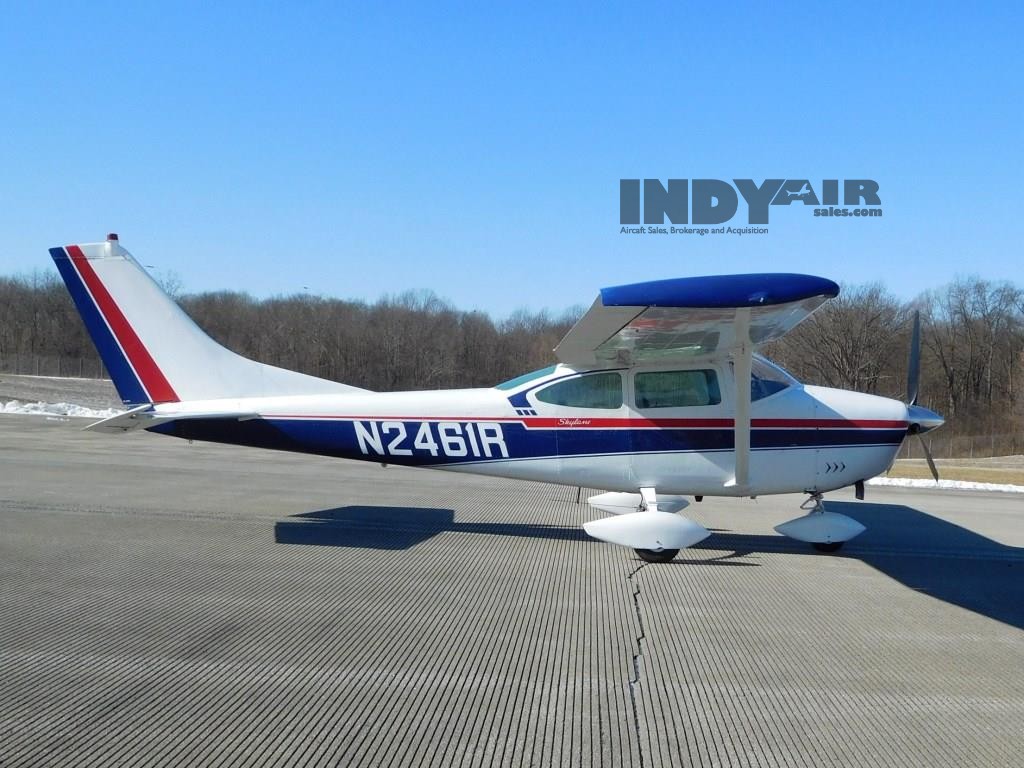 1964 Cessna 182 - N2461R