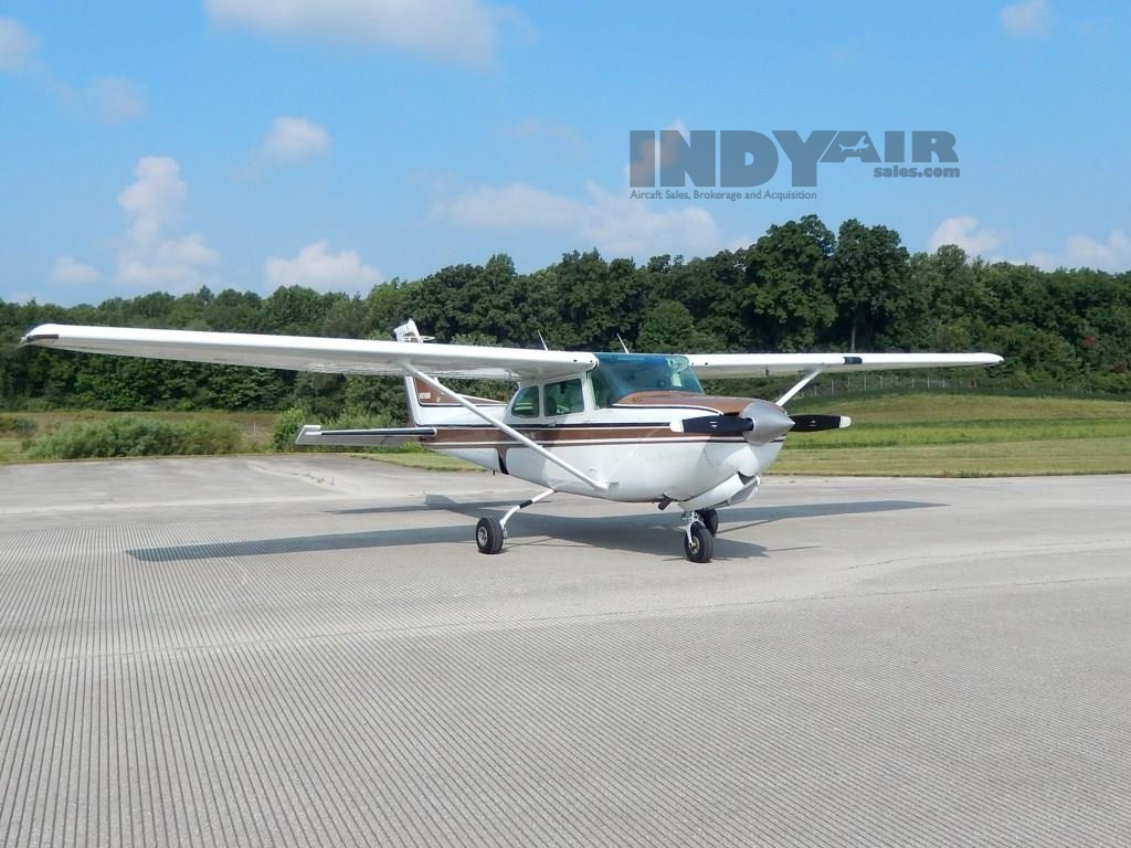 1982 Cessna 172RG - N9709B - Aircraft For Sale - Indy Air Sales