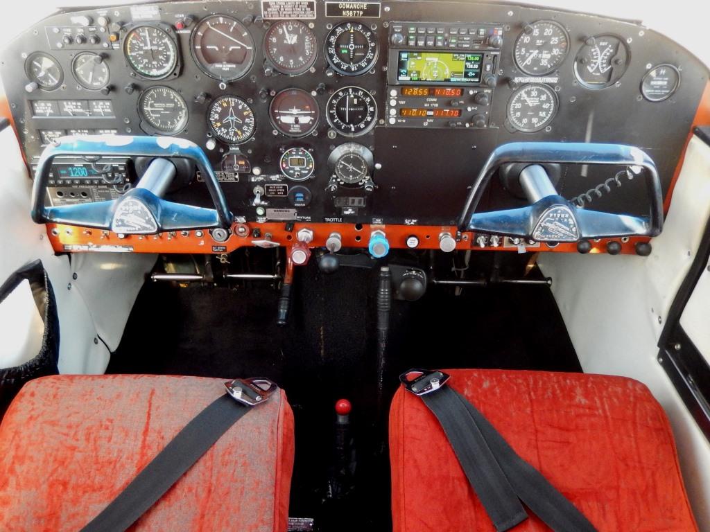 1959 Piper Comanche 180 - N5677P