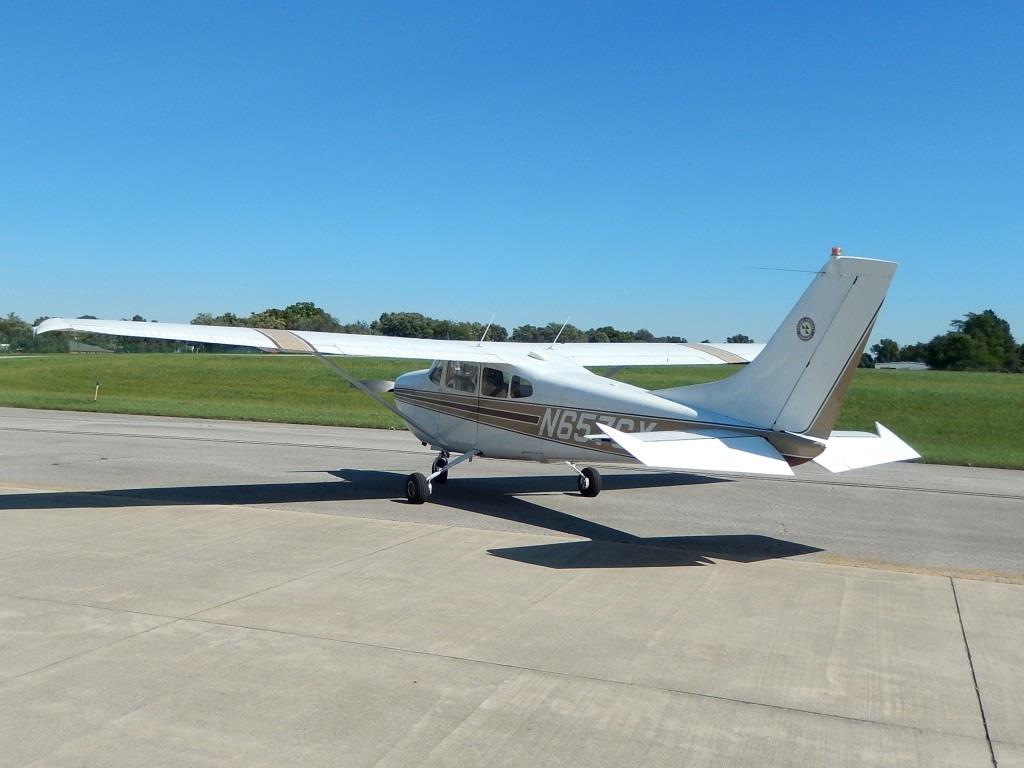 1961 Cessna 210A - N6576X