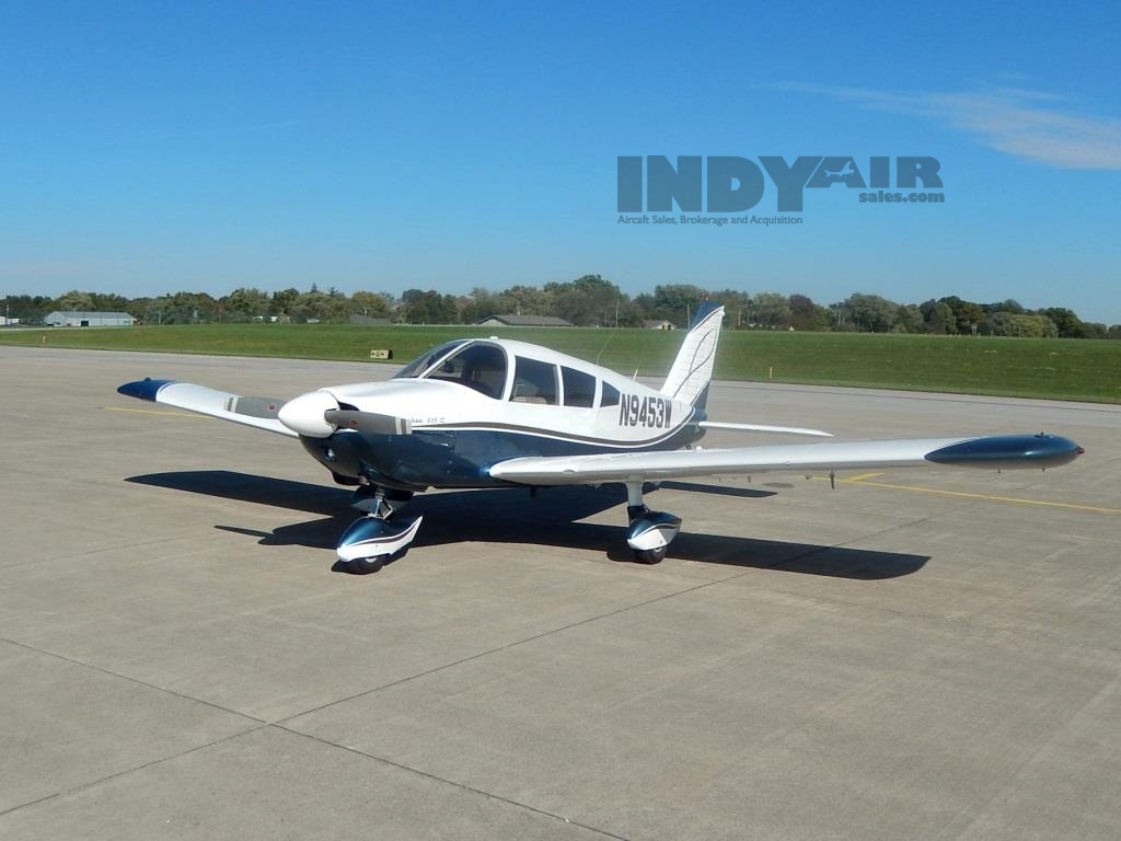 1969 Piper Cherokee 235 - N9453W