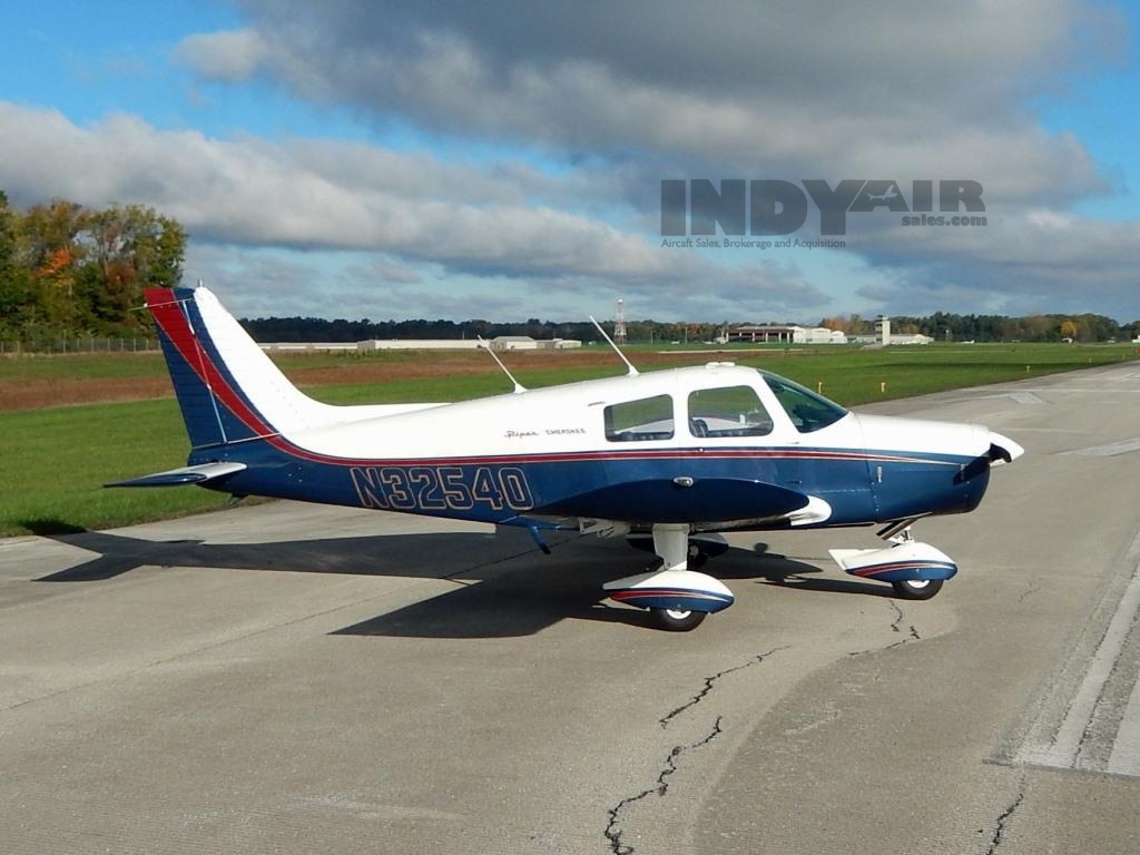 1975 Piper Cherokee 140   160 HP - N32540