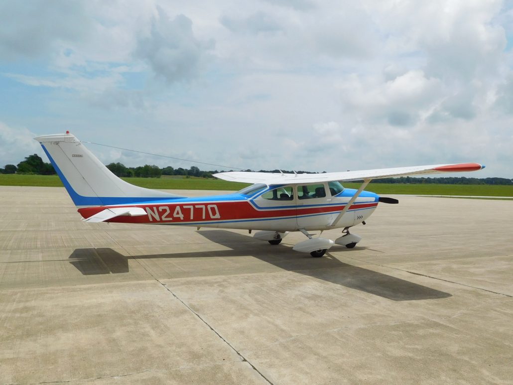 1967 Cessna Skylane 182K - N2477Q