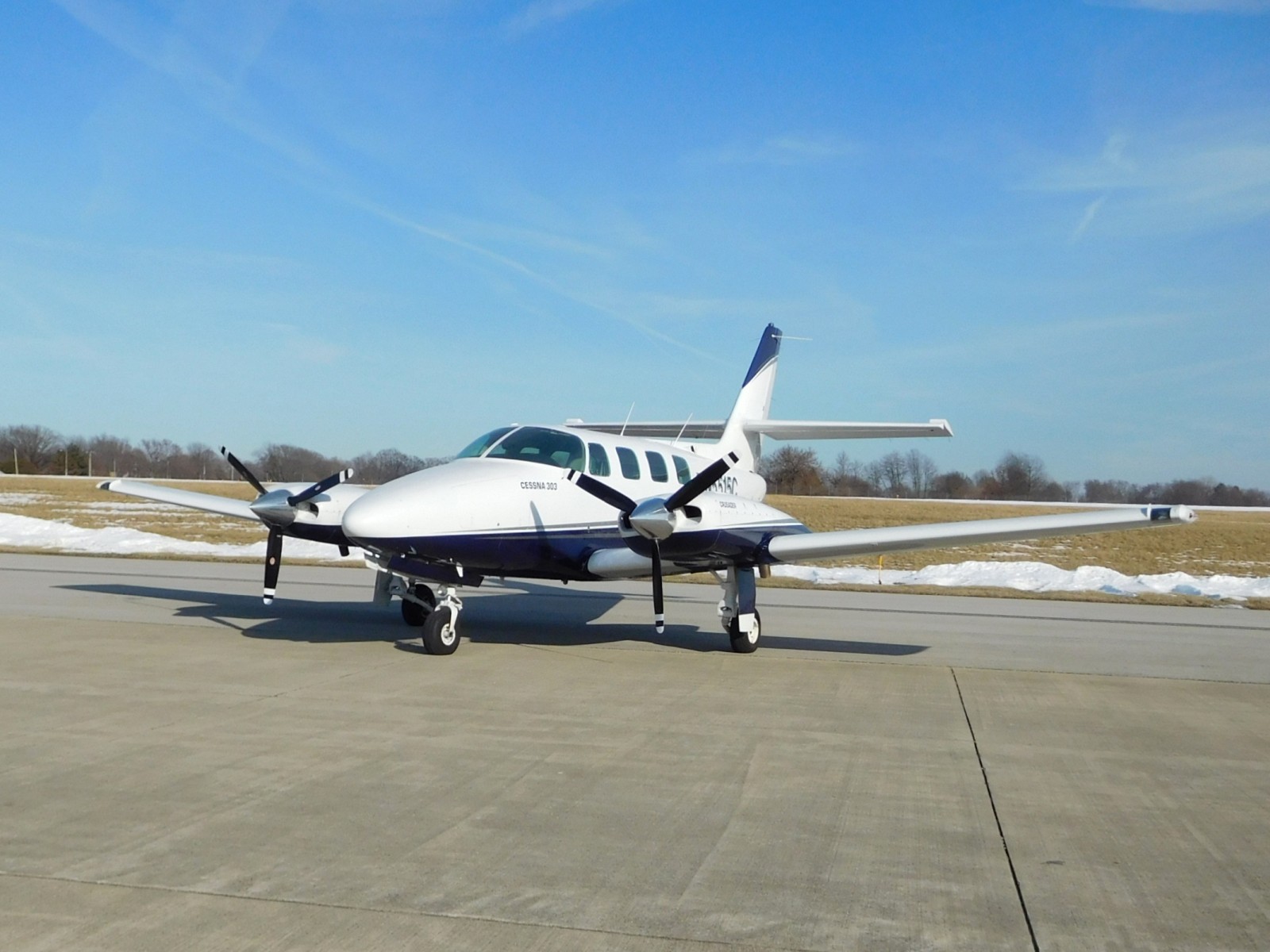 1982 Cessna 303 N5515C