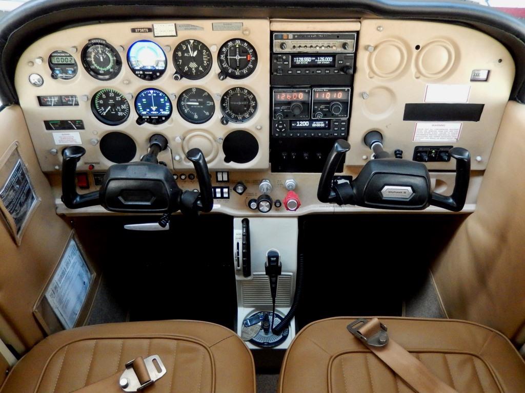 1978 Cessna 172N N738TG