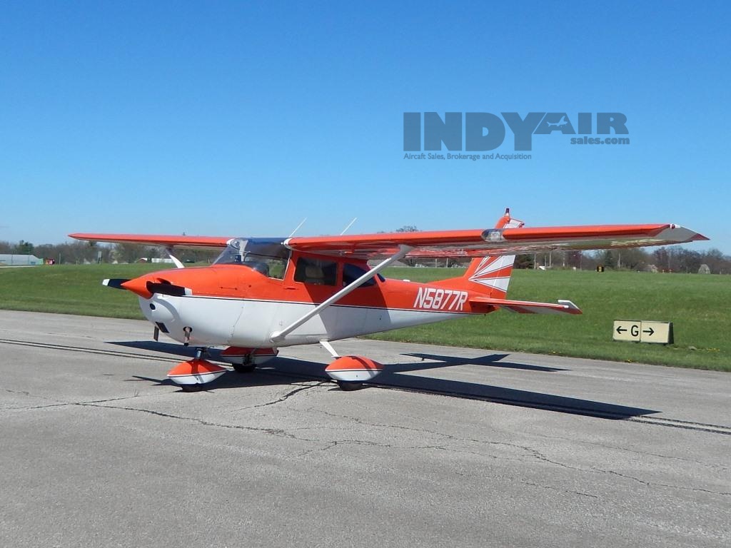 1966 Cessna 172G Skyhawk - N5877R