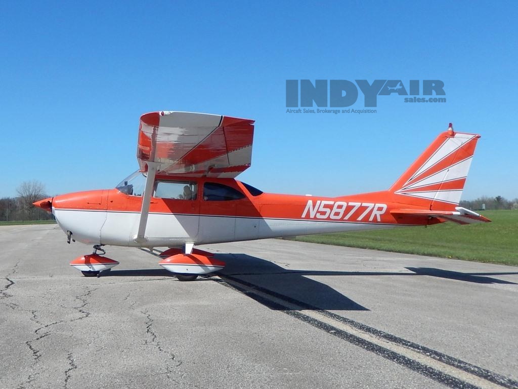 1966 Cessna 172G Skyhawk - N5877R