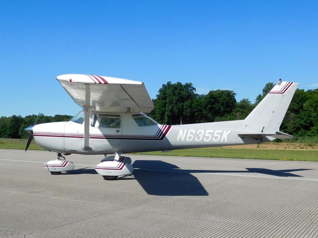 1976 Cessna 150M - N6355K