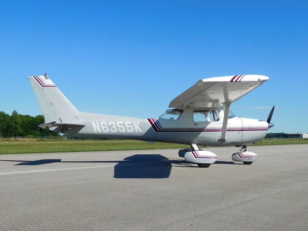 1976 Cessna 150M - N6355K