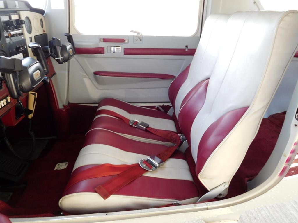 1976 Cessna 150M - N6355K