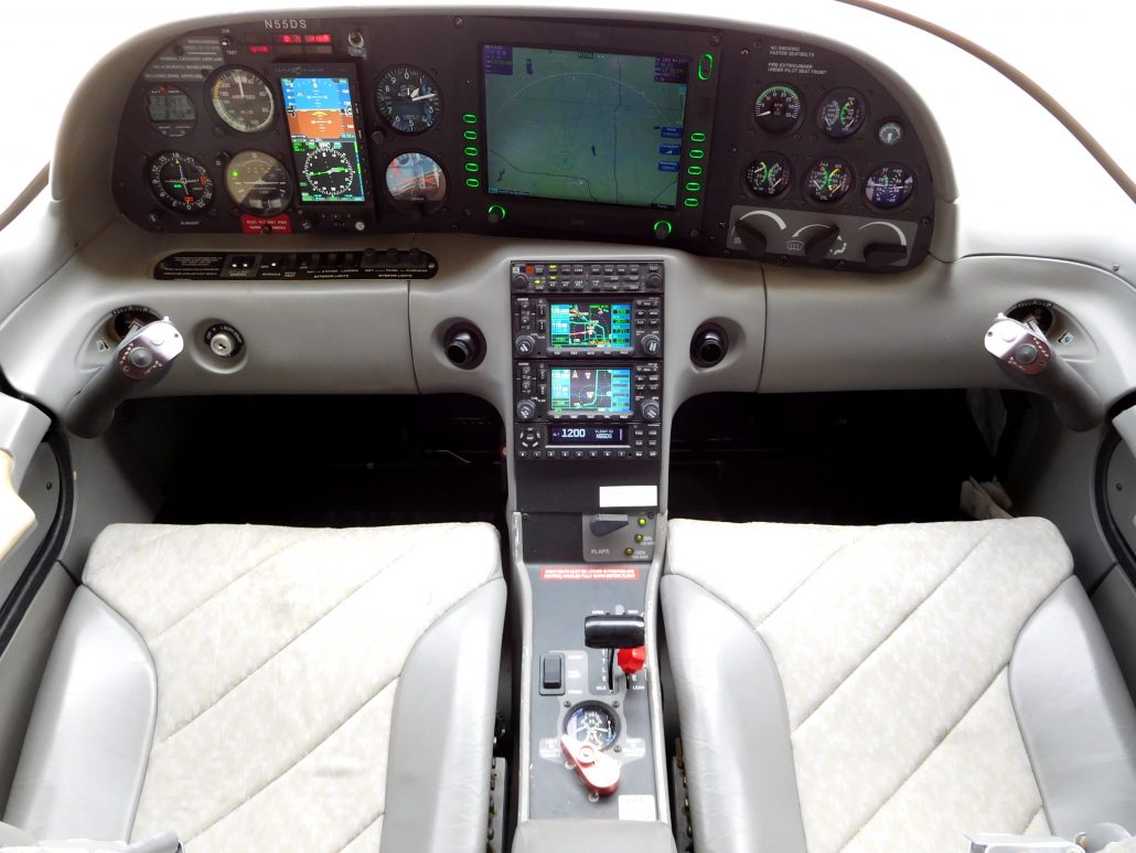 1999 Cirrus SR20 - N55DS