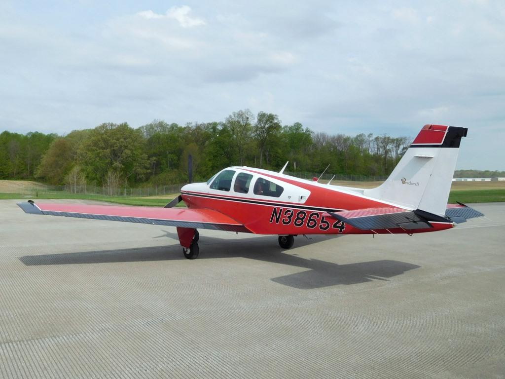 1981 Beech F33A - N38654