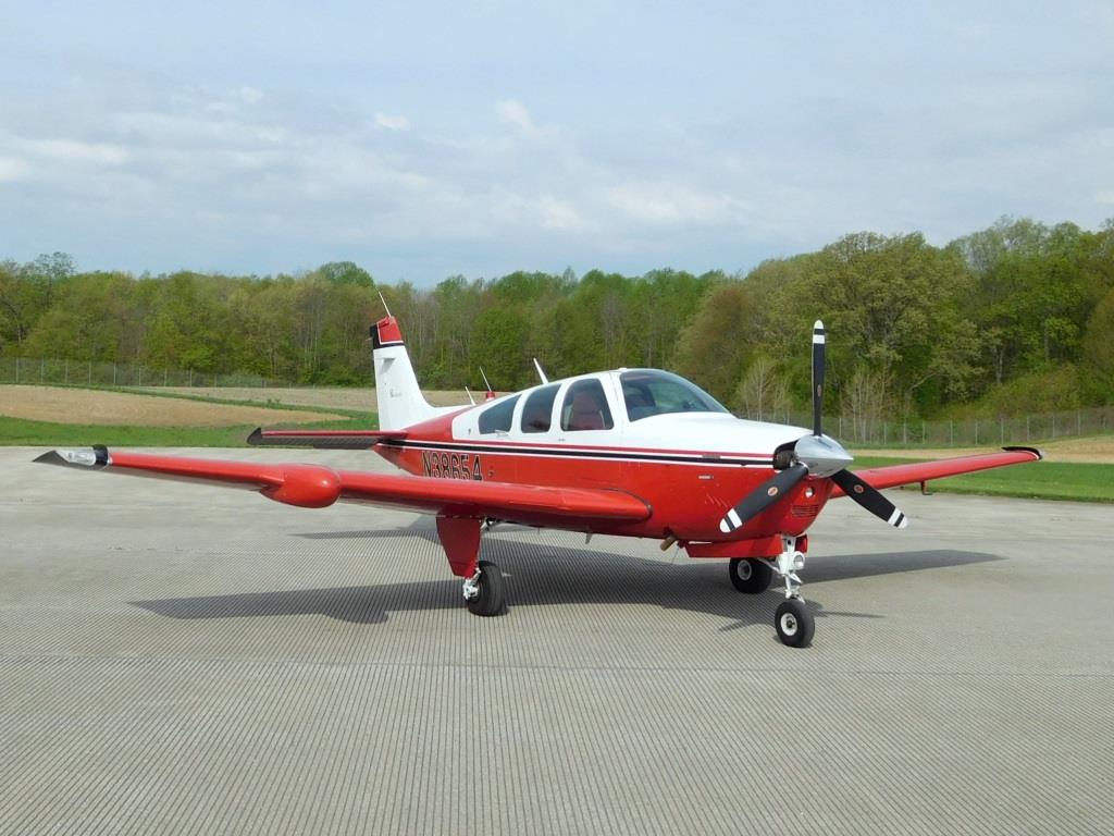 1981 Beech F33A - N38654