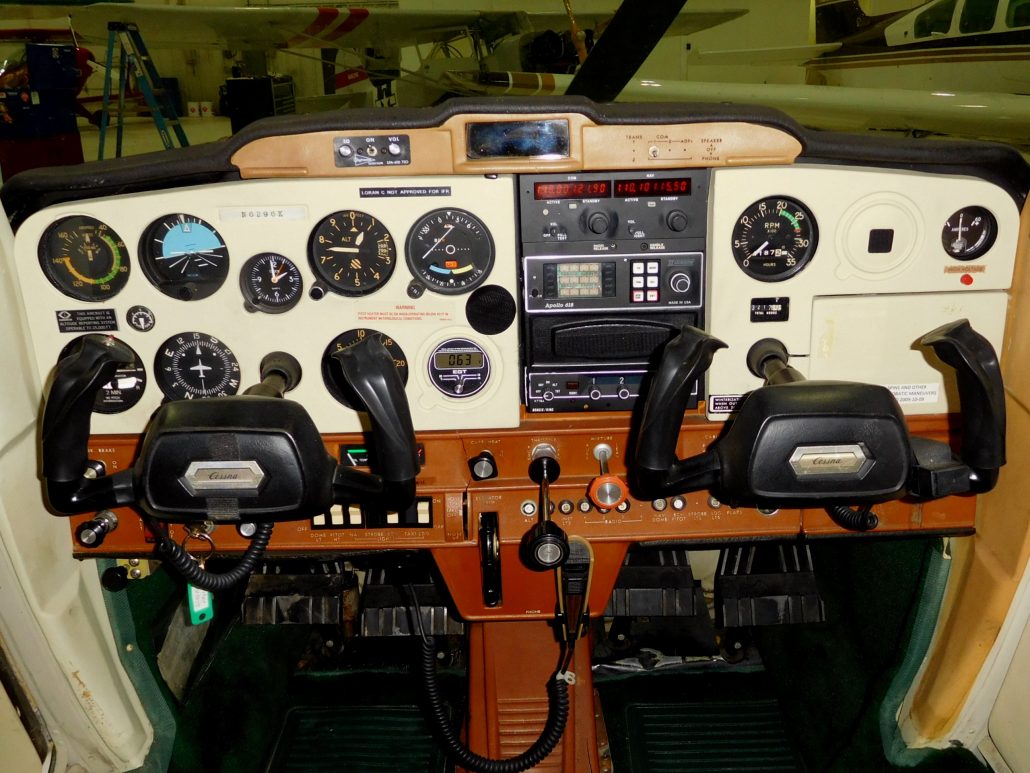 1976 Cessna 150M - N6296K