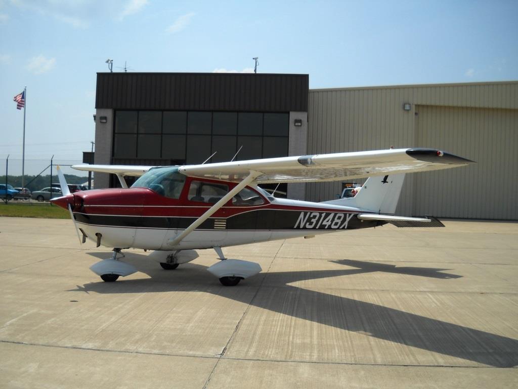 1967 Cessna 172 - N3148X