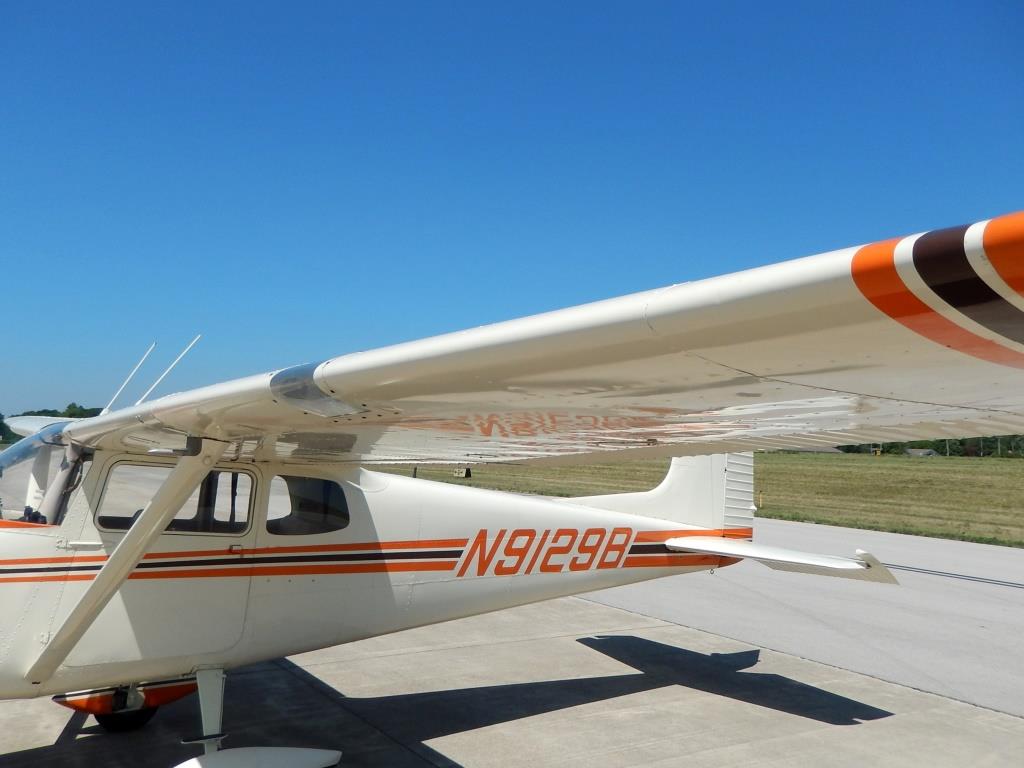 1958 Cessna 172 - N9129B